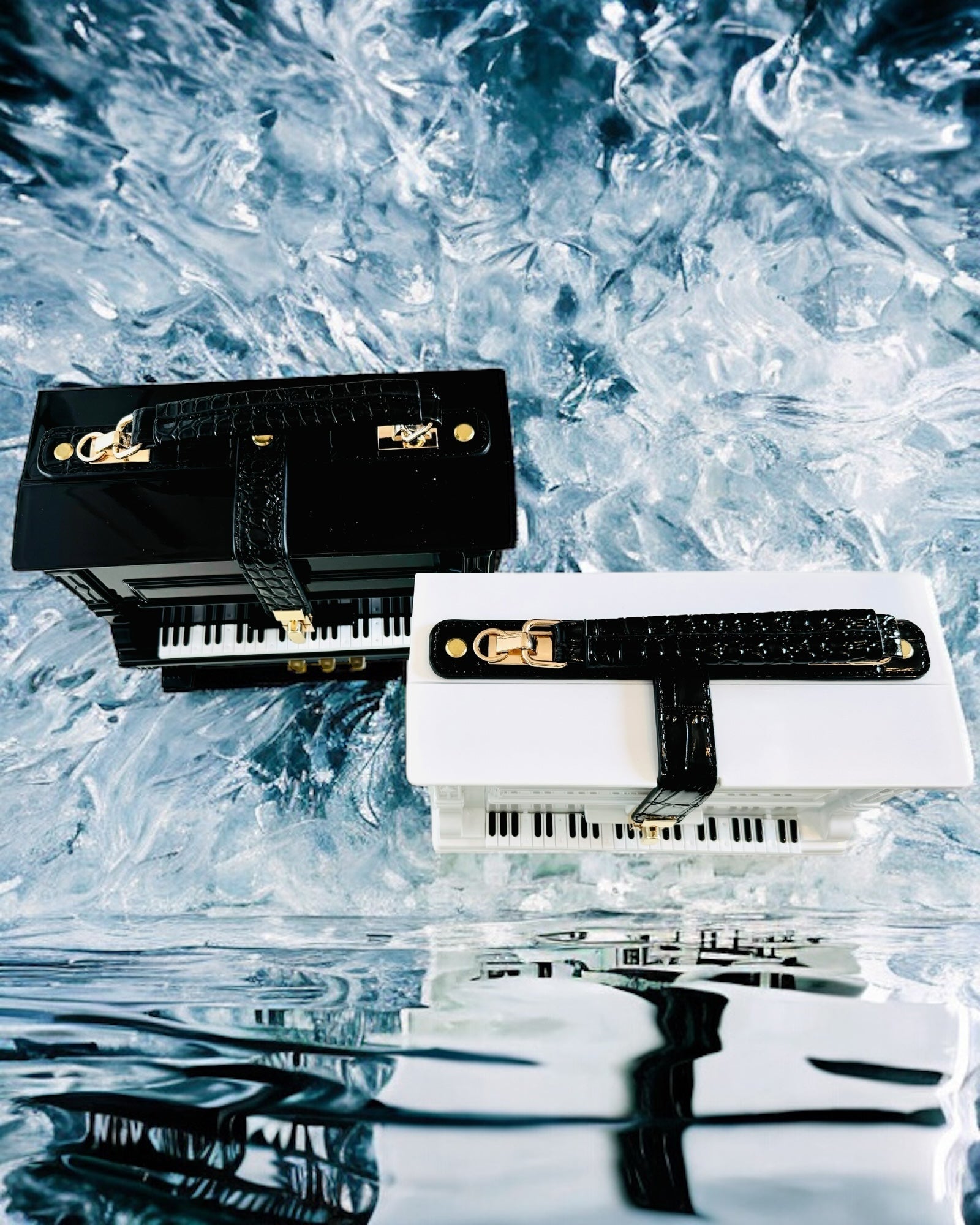 Bolso de Mujer “Elegante Piano” en Colores Negro y Blanco