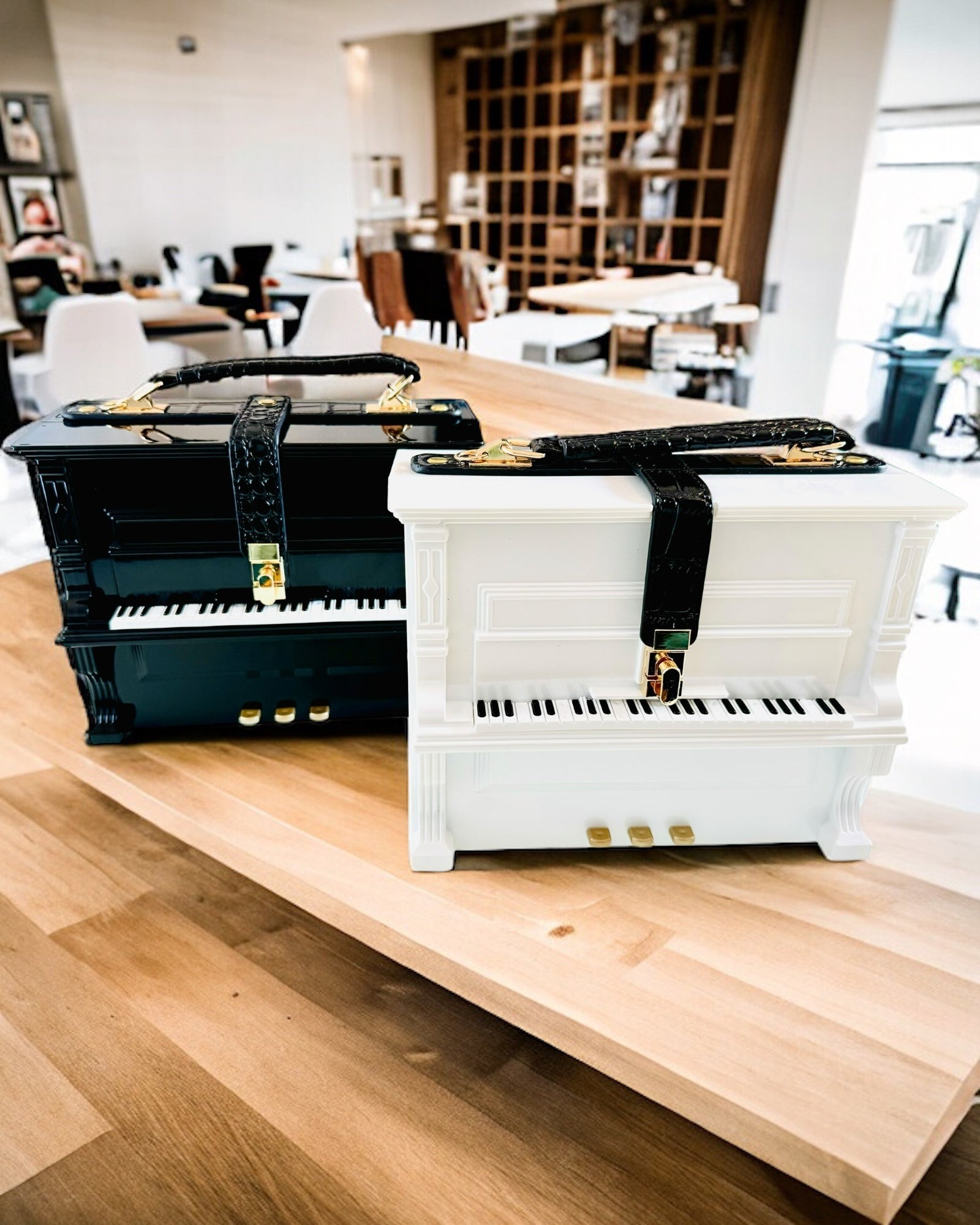 Bolso de Mujer “Elegante Piano” en Colores Negro y Blanco