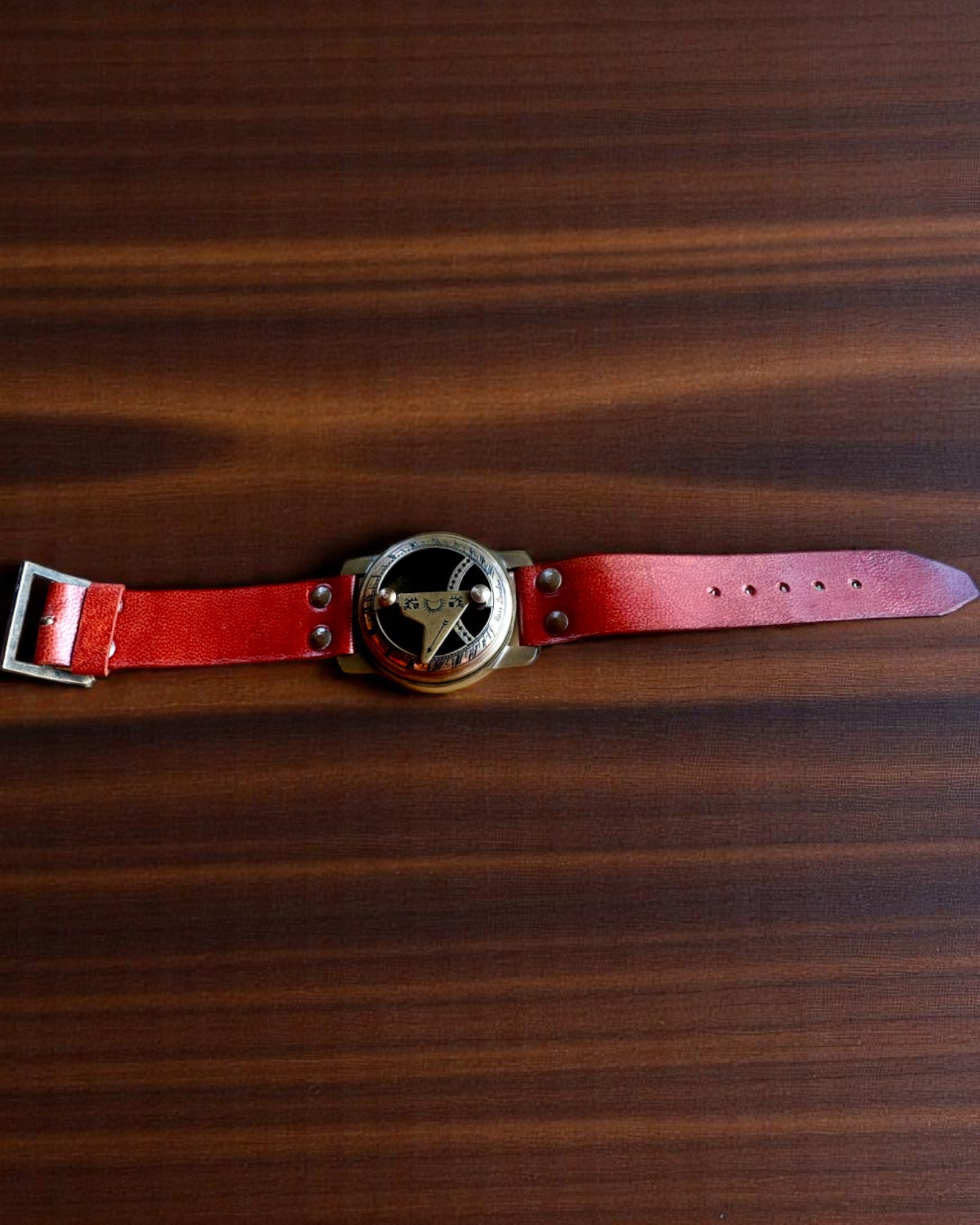 Reloj de Sol con Brújula - Hecho a Mano, Artesanía Auténtica, posibilidad de grabado