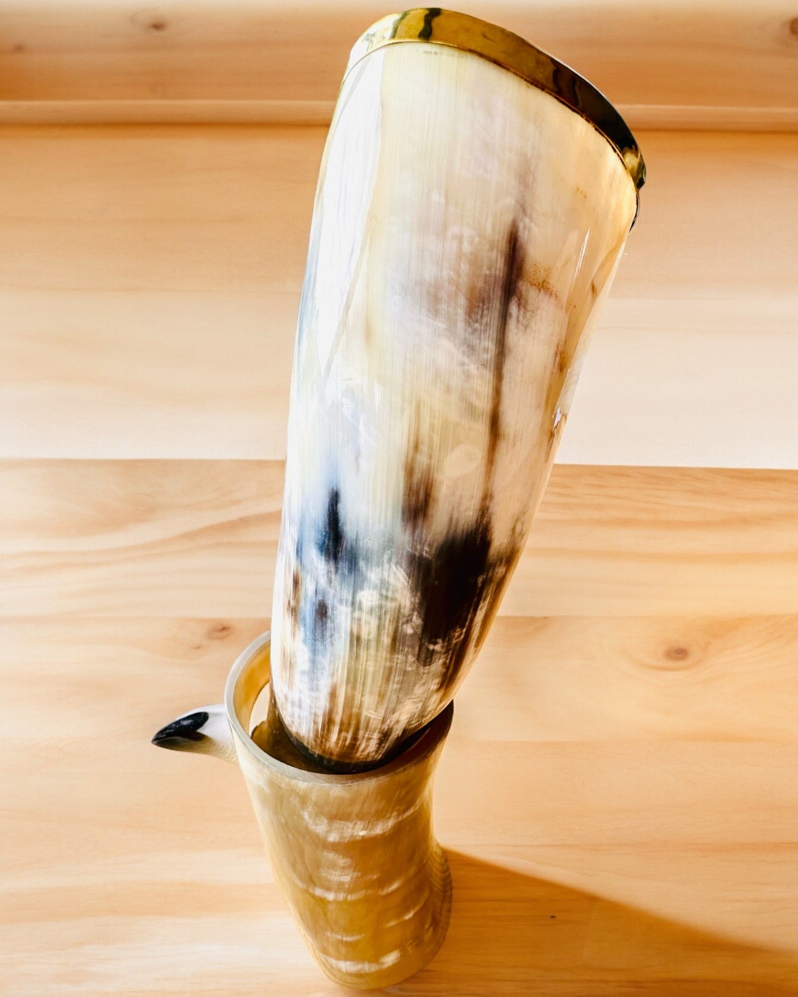 Copa de Cuerno "Viking Valor" - Grabado a Mano, Calidad Premium - 4 variantes para elegir