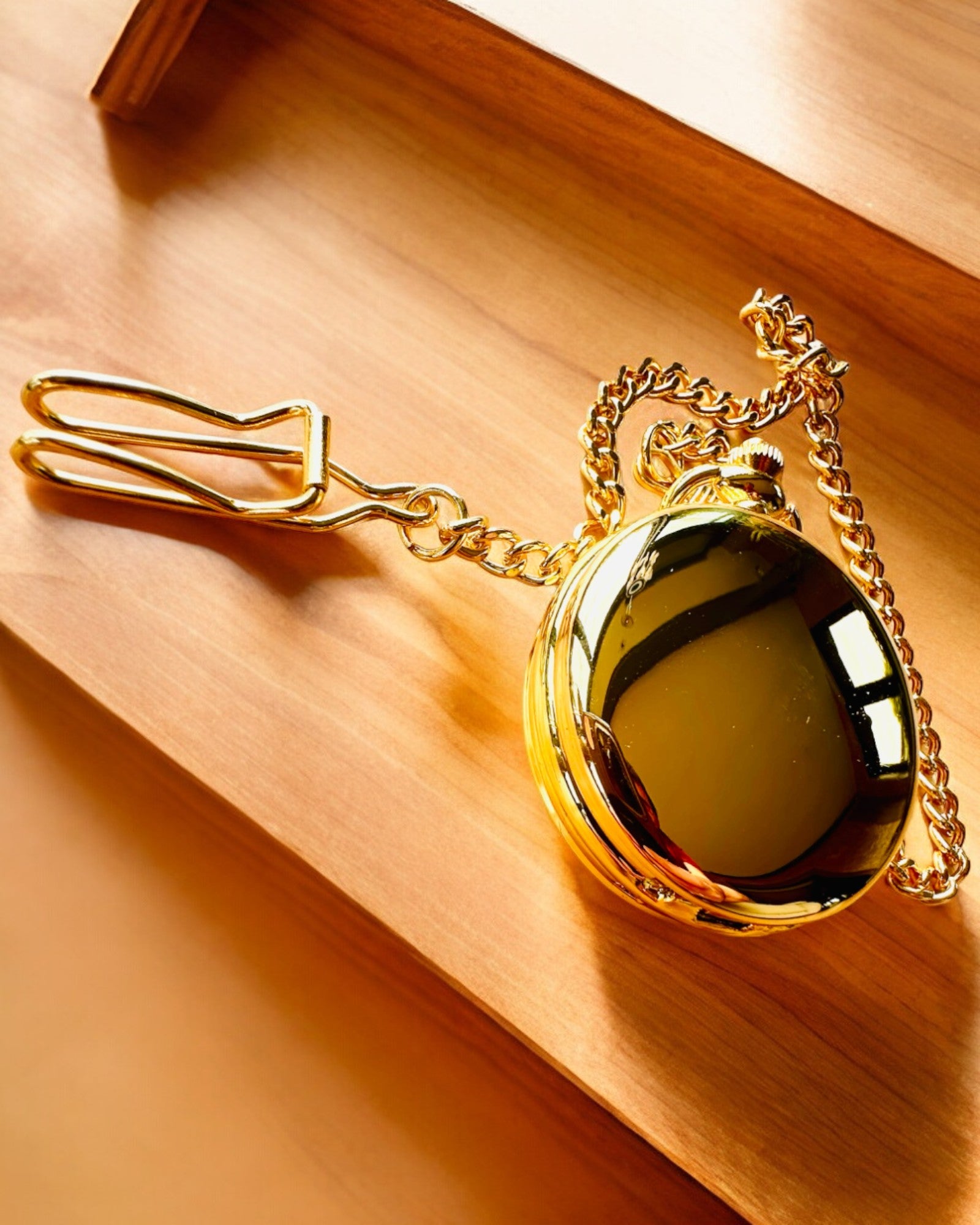 Reloj de Bolsillo Grand Elegance con Doble Tapa, Manual, Color Dorado, con grabado para regalo