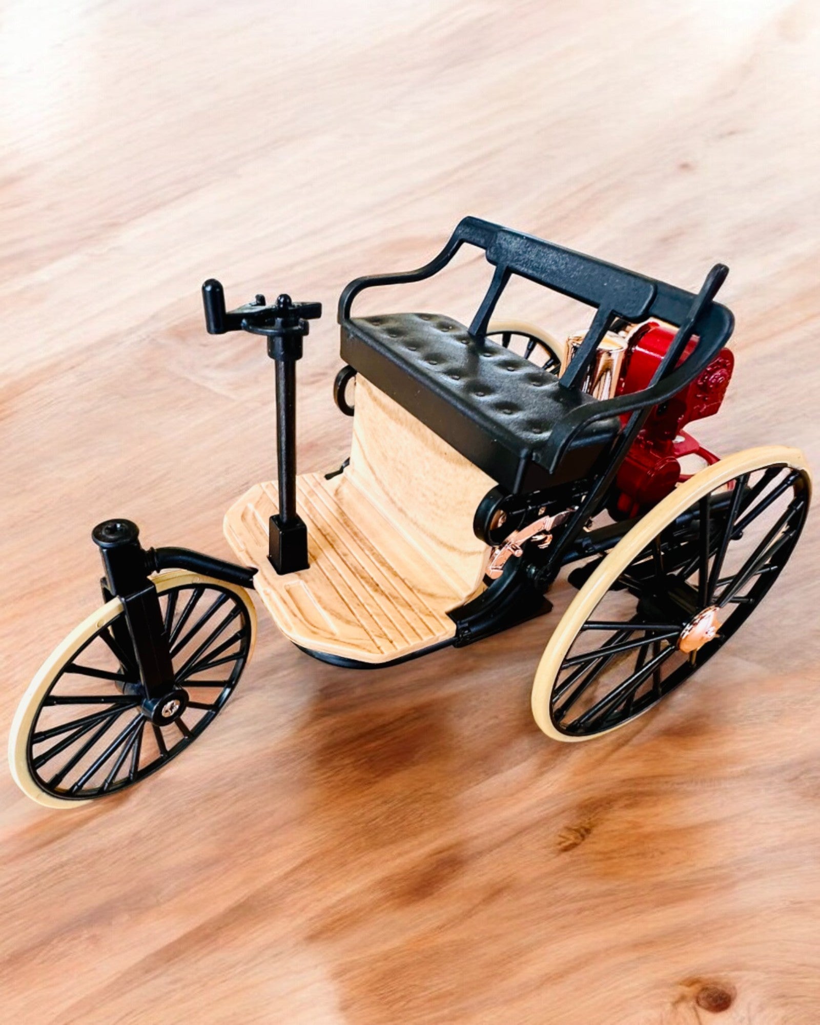 Retro Triciclo Benz Patent-Motorwagen - Modelo de Colección, personalización con grabado para regalo