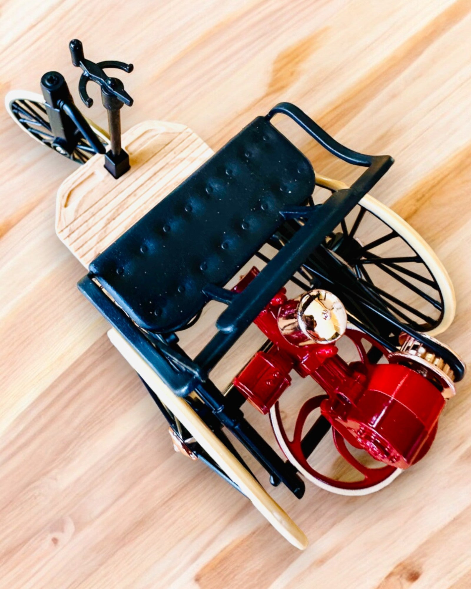 Retro Triciclo Benz Patent-Motorwagen - Modelo de Colección, personalización con grabado para regalo