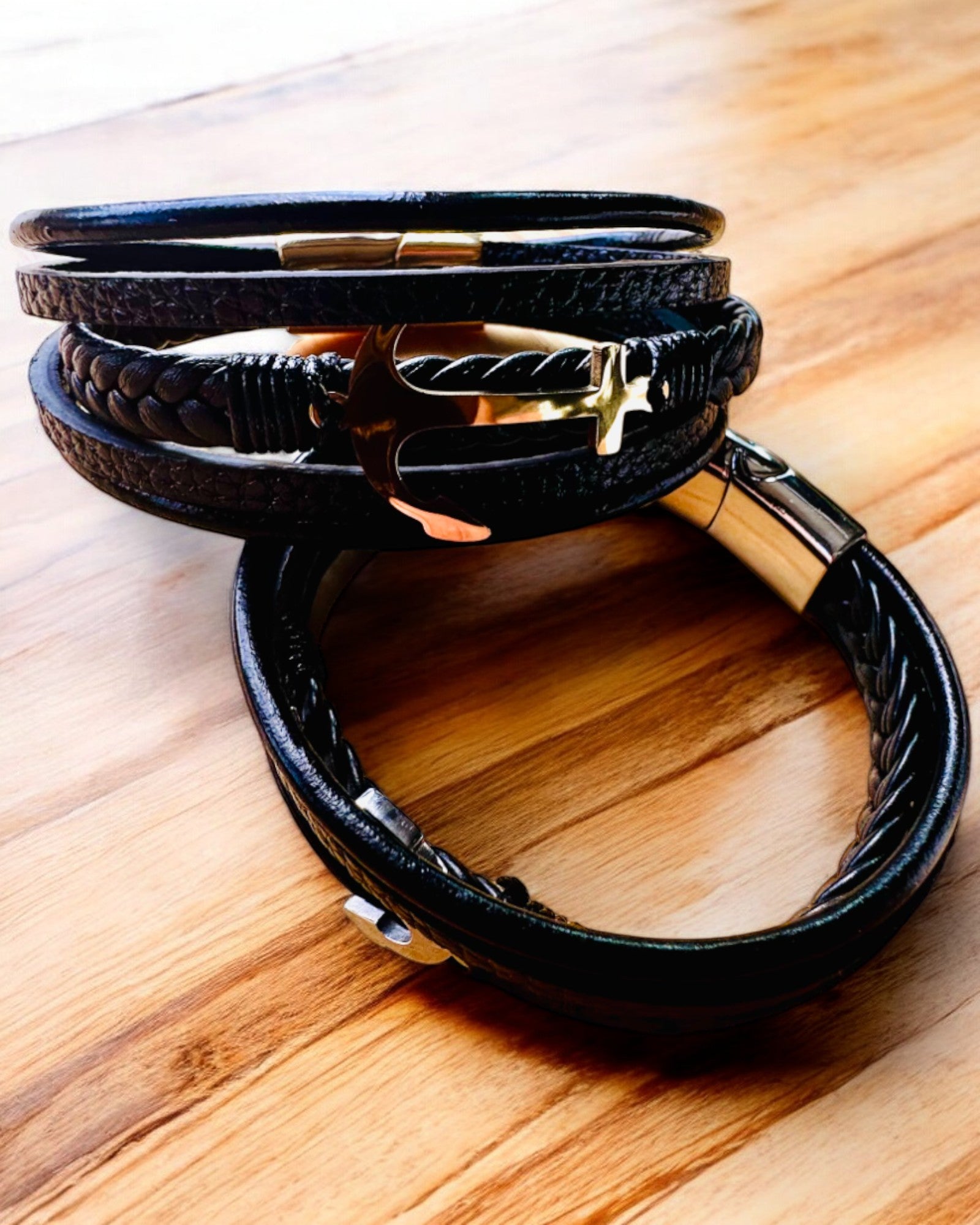 Pulsera masculina Ancla de Elegancia con opción de grabado para regalo