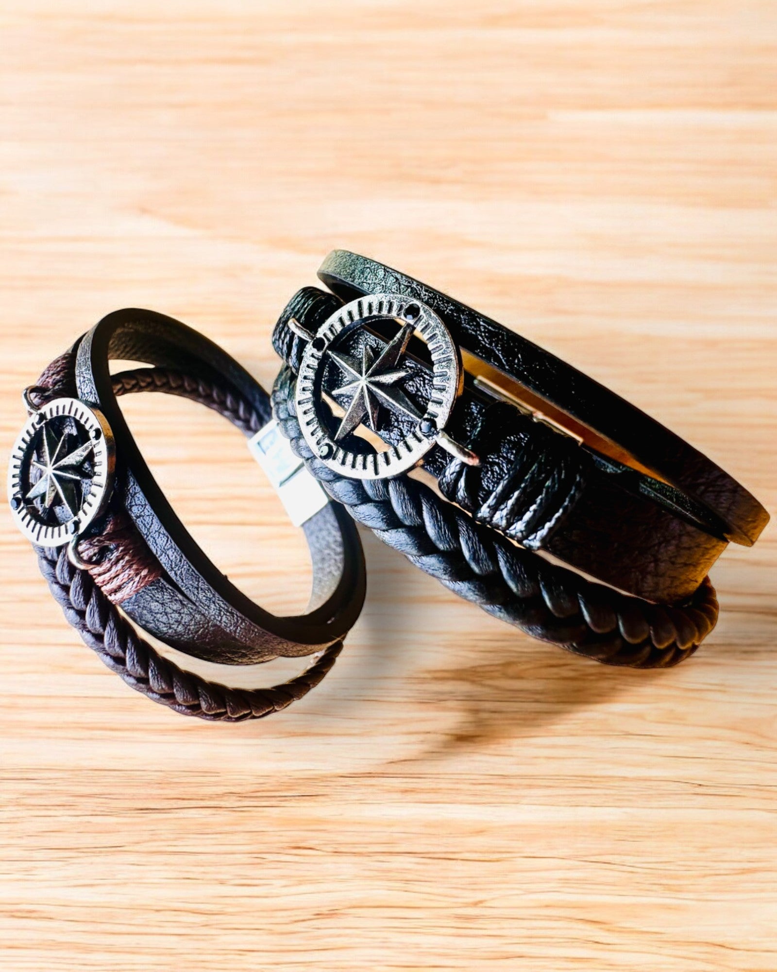 Pulsera "Compass Adventure" - posibilidad de personalización con grabado para regalo, 2 variantes de color a elegir