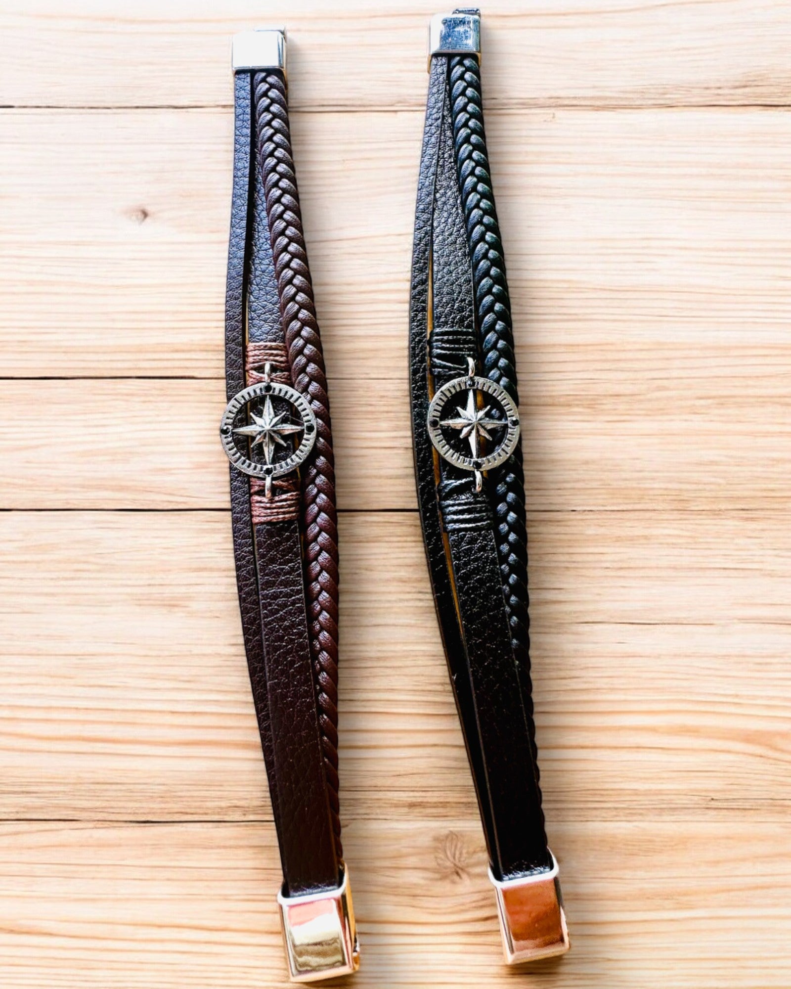 Pulsera "Compass Adventure" - posibilidad de personalización con grabado para regalo, 2 variantes de color a elegir