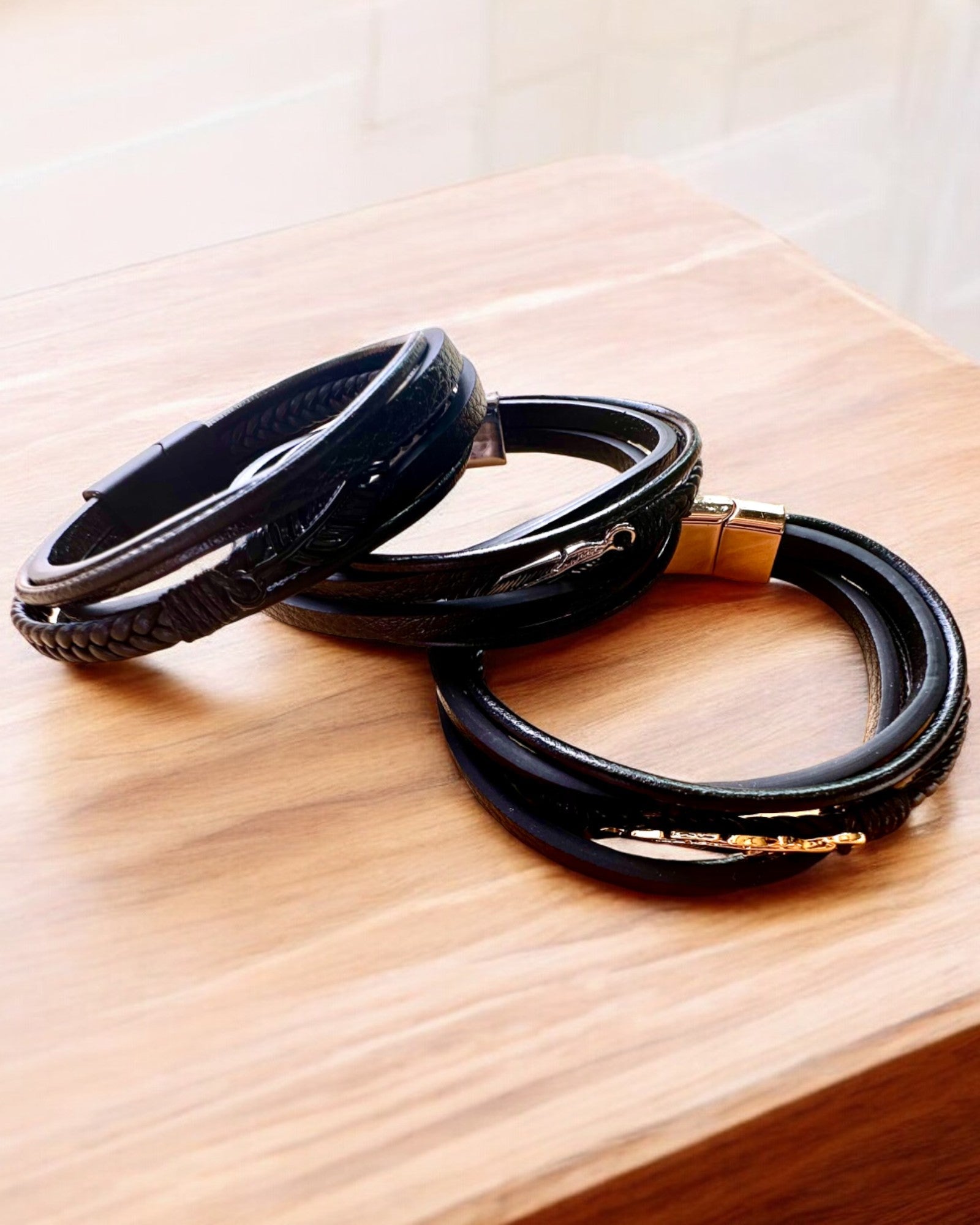 Pulsera "Orzeł" con opción de grabado, 3 variantes de color