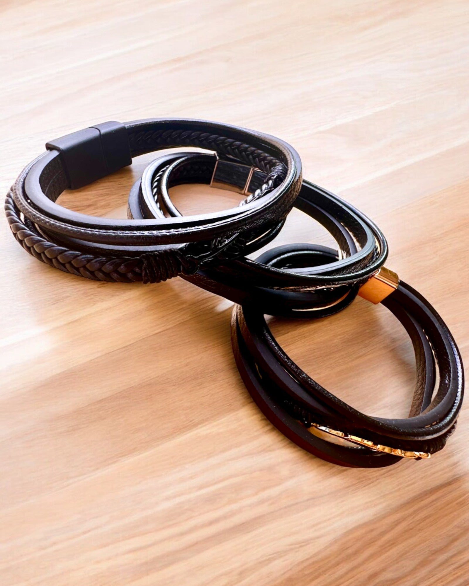 Pulsera "Orzeł" con opción de grabado, 3 variantes de color