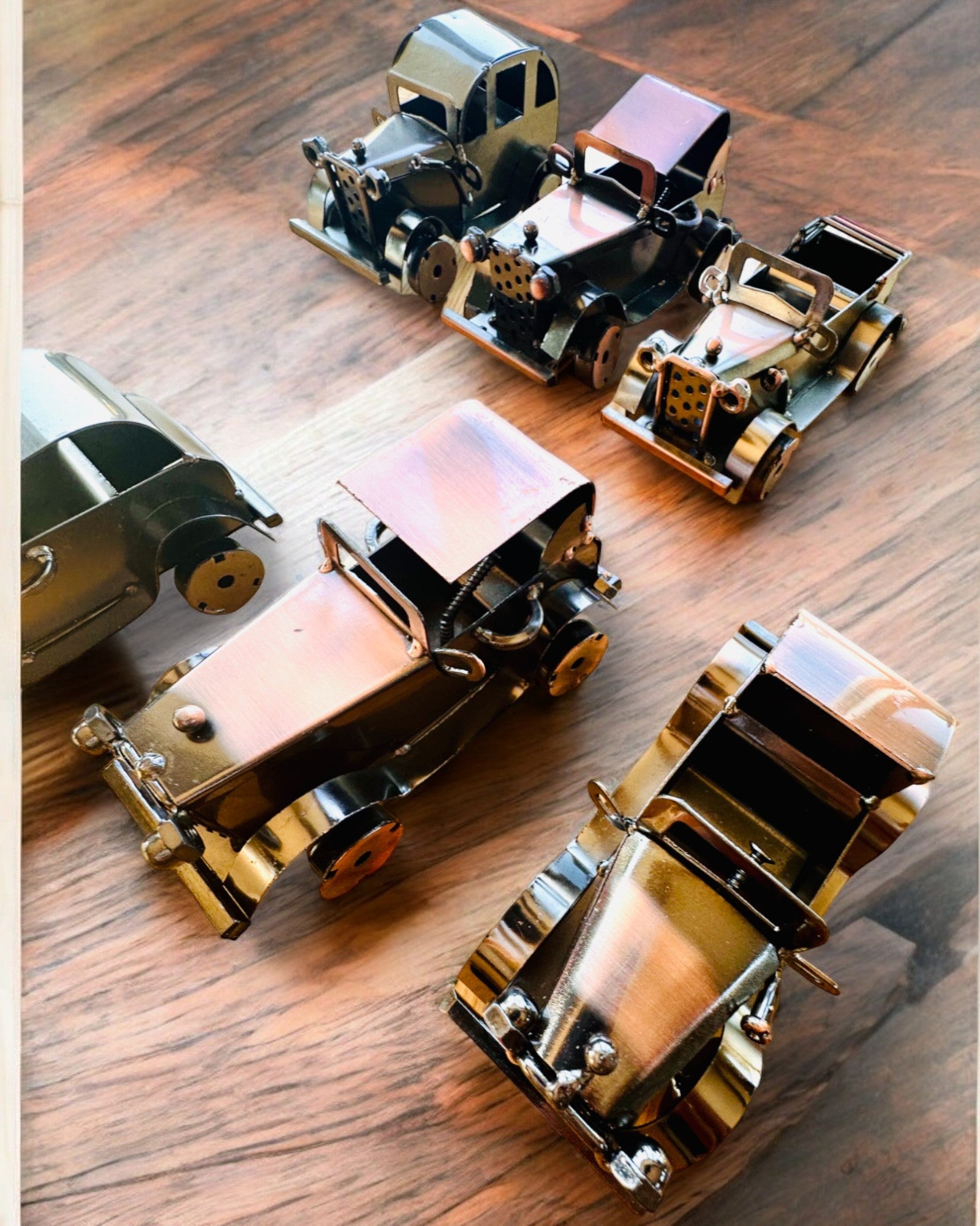 Coche clásico retro, automóvil, de hierro - Colección "Vintage Drive", modelo de coche, personalización con grabado para regalo