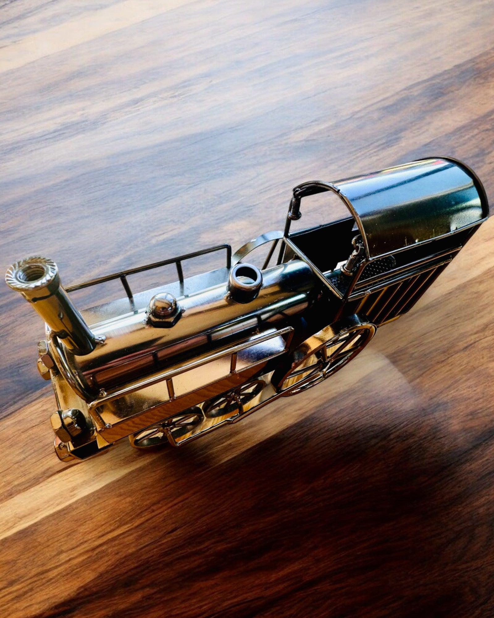 Locomotora de hierro "Retro Express" – decoración, modelo, hecho a mano con posibilidad de grabado para regalo