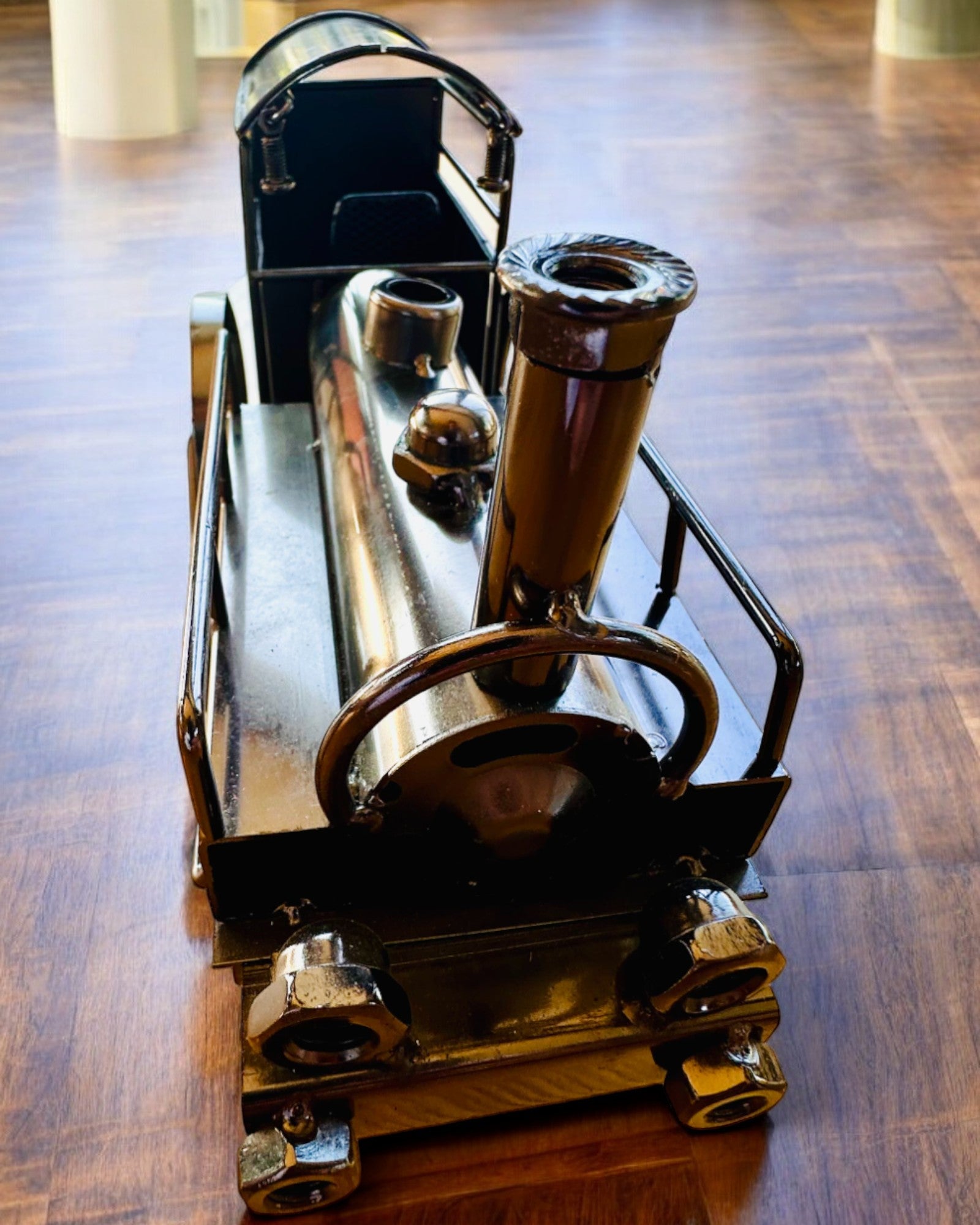 Locomotora de hierro "Retro Express" – decoración, modelo, hecho a mano con posibilidad de grabado para regalo