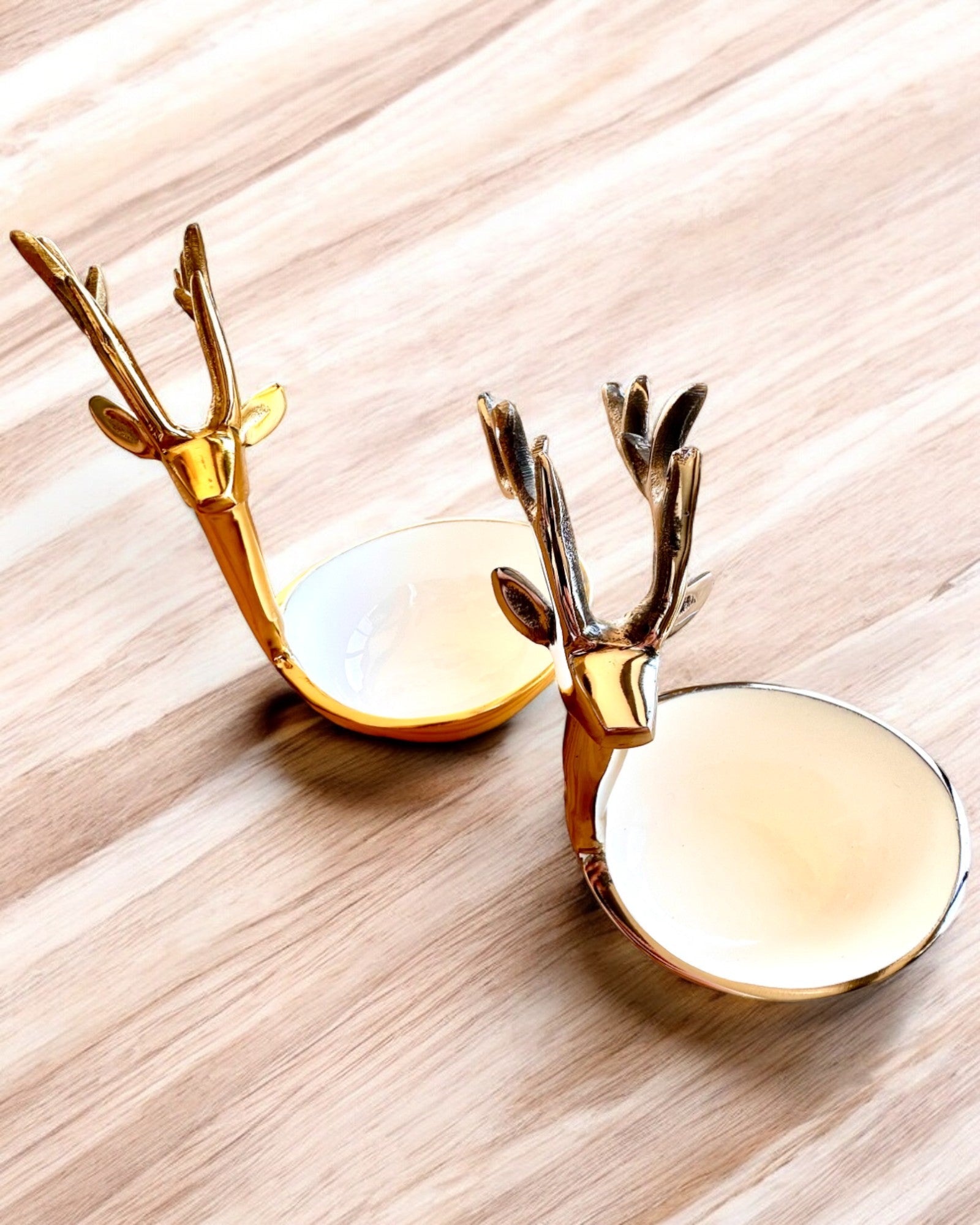 Elegante cuenco Belleza Cornuda – Artesanía de la India, personalización con grabado