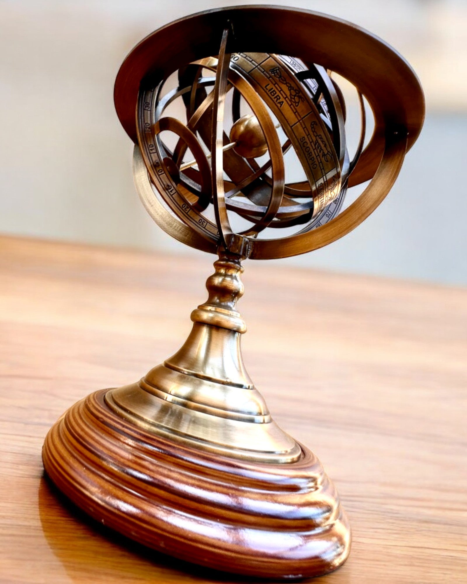 Astrolabium Artis 2 - 30 cm de altura, Hecho a Mano con Opción de Grabado, decoración para oficina, premium