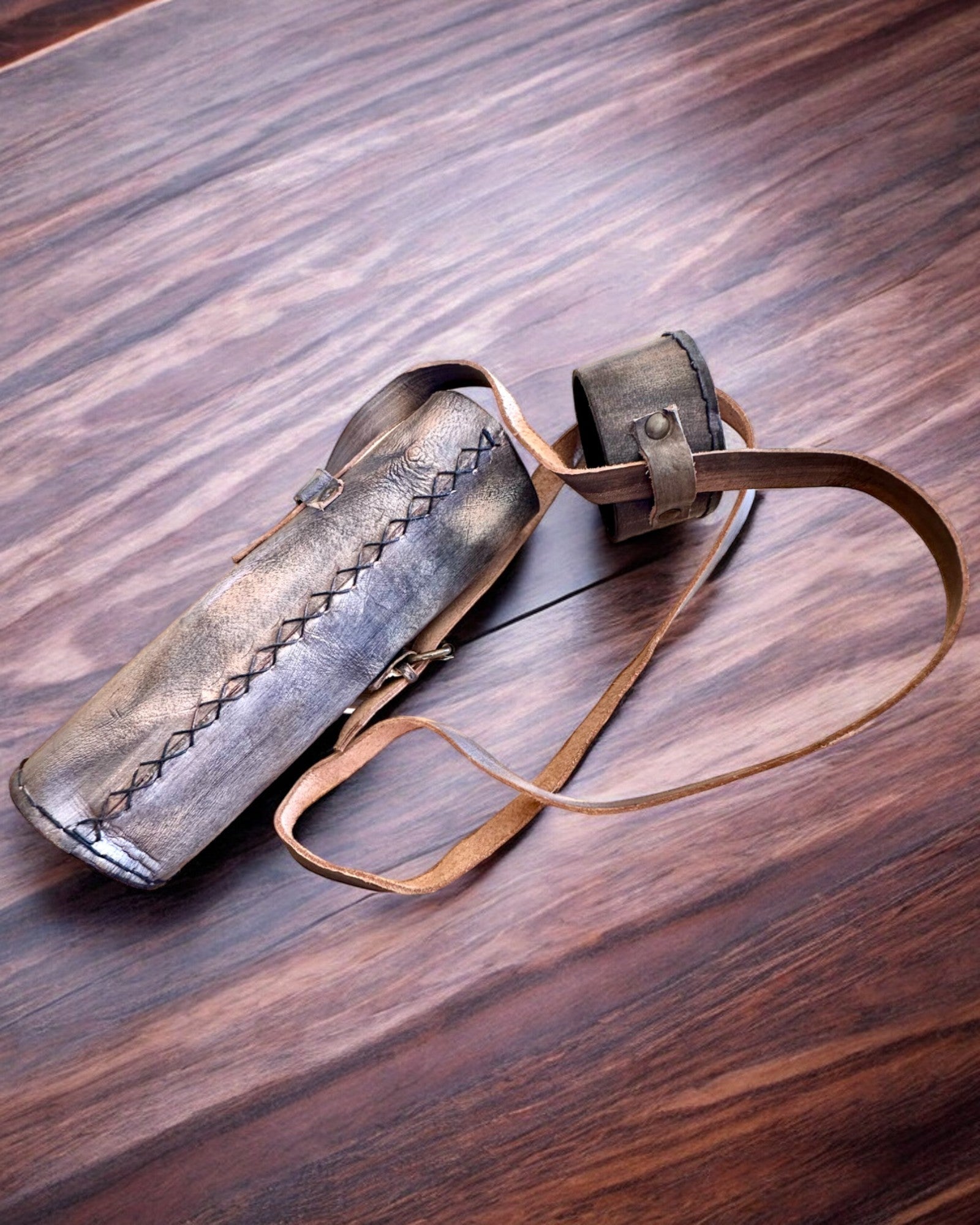 Luneta Premium "Voyager" con Luneta Grabada y Estuche de Cuero Natural, posibilidad de personalización con grabado para regalo