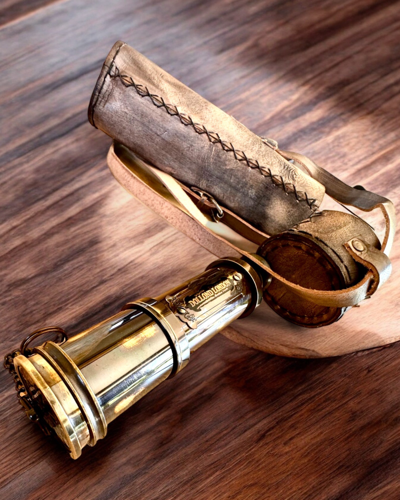 Luneta Premium "Voyager" con Luneta Grabada y Estuche de Cuero Natural, posibilidad de personalización con grabado para regalo