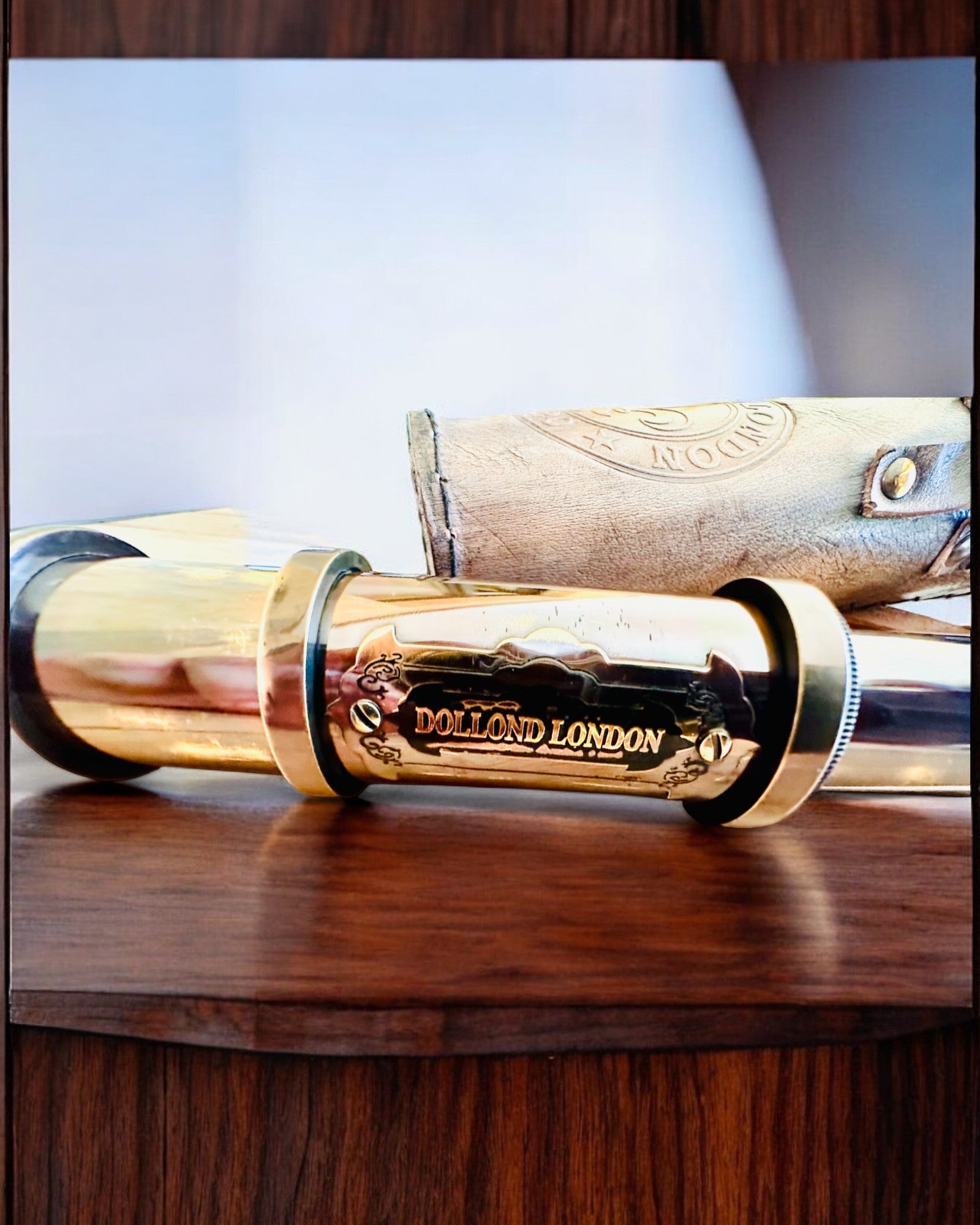 Luneta Premium "Voyager" con Luneta Grabada y Estuche de Cuero Natural, posibilidad de personalización con grabado para regalo