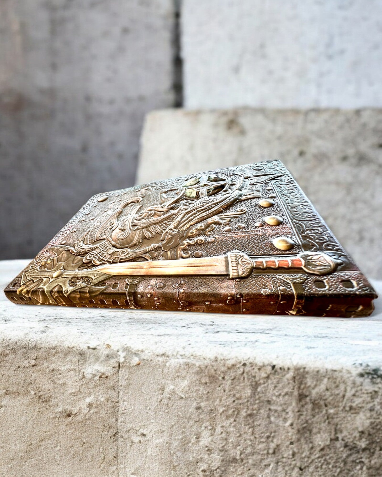 Crónica del Guerrero Cuaderno con Motivo de Caballero, cuaderno con posibilidad de personalizar con grabado para regalo