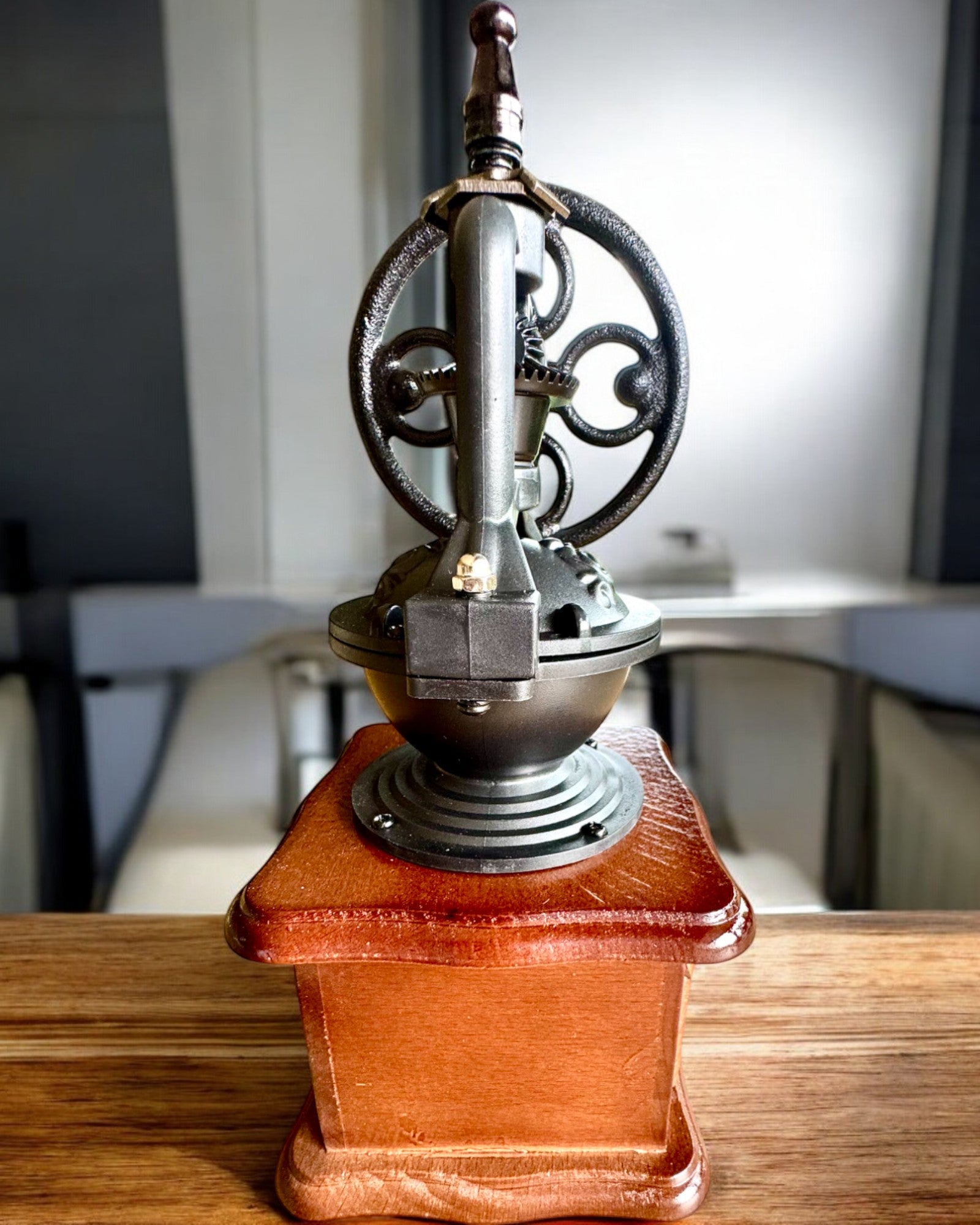 Molino de café retro "Vintage Café" de 27 cm de altura, con posibilidad de personalización con grabado para regalo