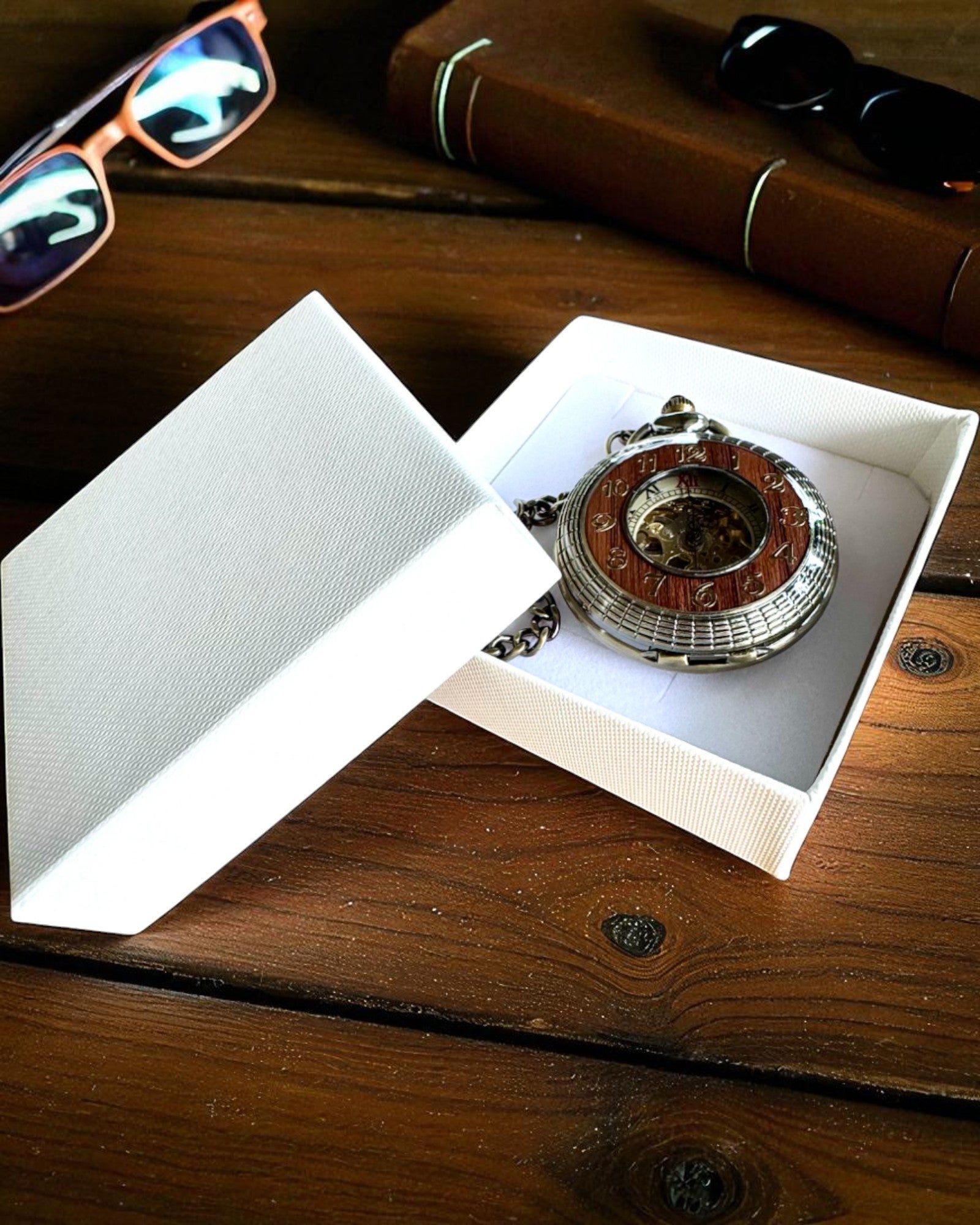 Reloj de bolsillo „Veritas Tempus” – cronómetro mecánico con opción de grabado para regalo, 2 variantes a elegir