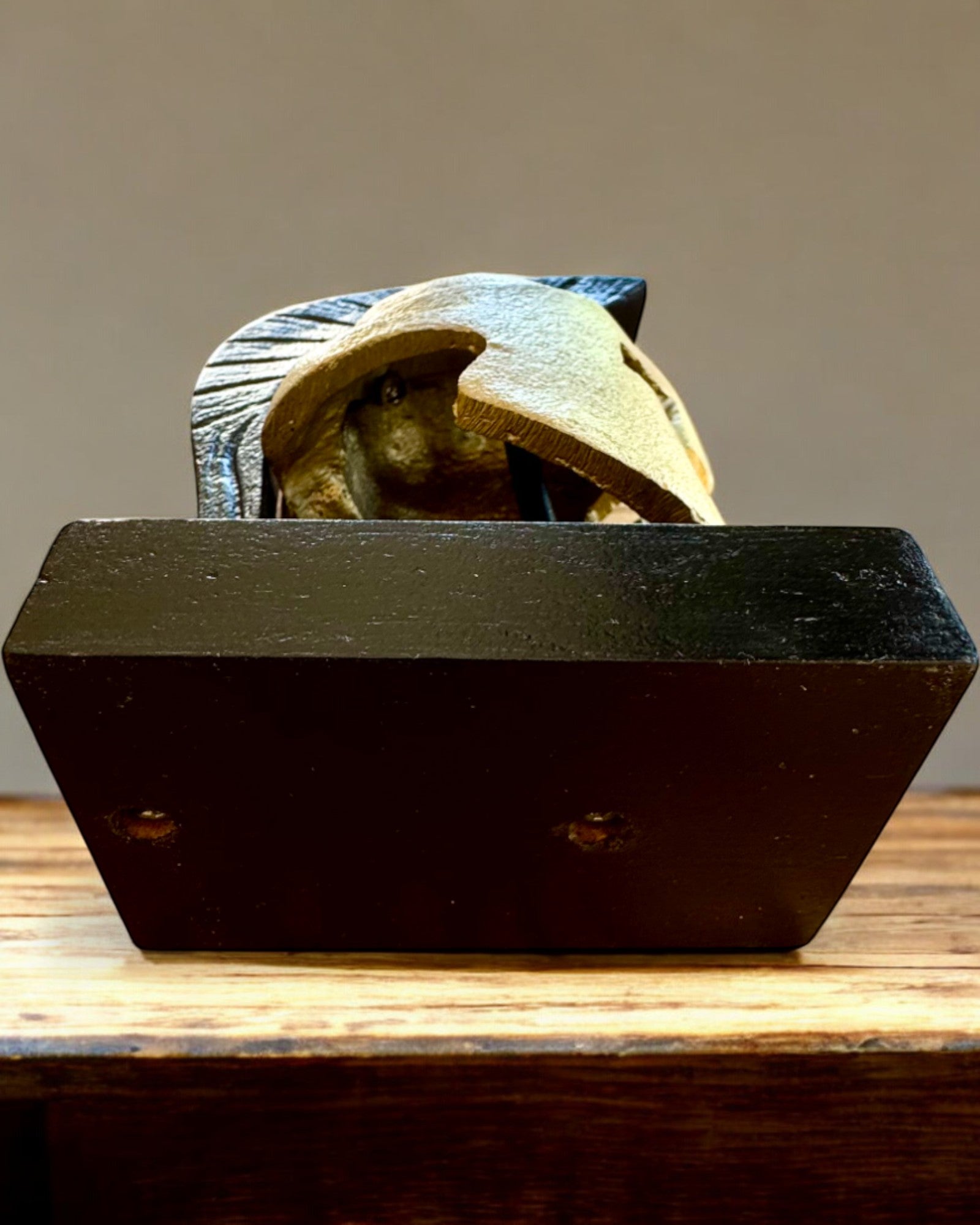 Casco espartano premium – escultura decorativa hecha a mano, posibilidad de personalización con grabado para regalo