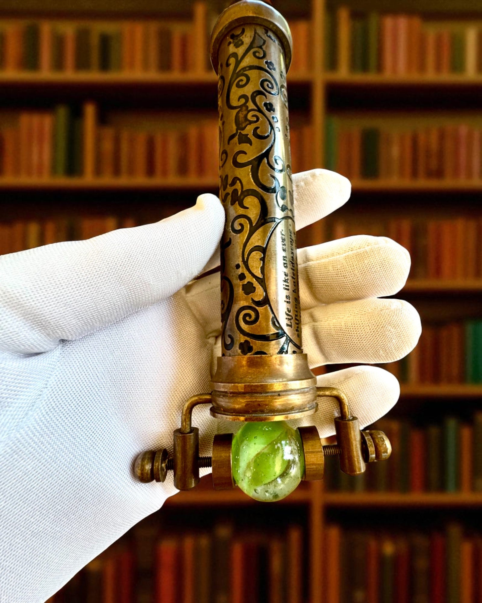 Caleidoscopio Vintage “Emerald Dreams”, 15 cm – hecho a mano, con opción de personalización mediante grabado para regalo