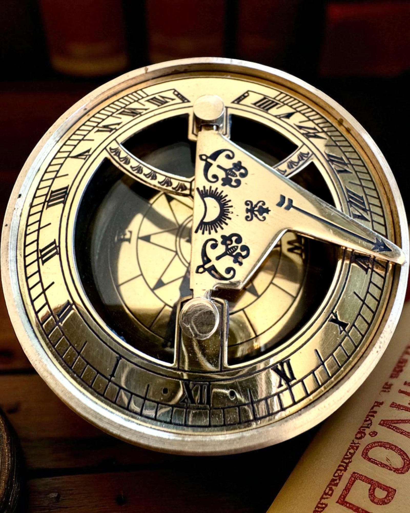 Kompas Solar Voyager 7cm – reloj solar de latón con brújula, personalización con grabado para regalo