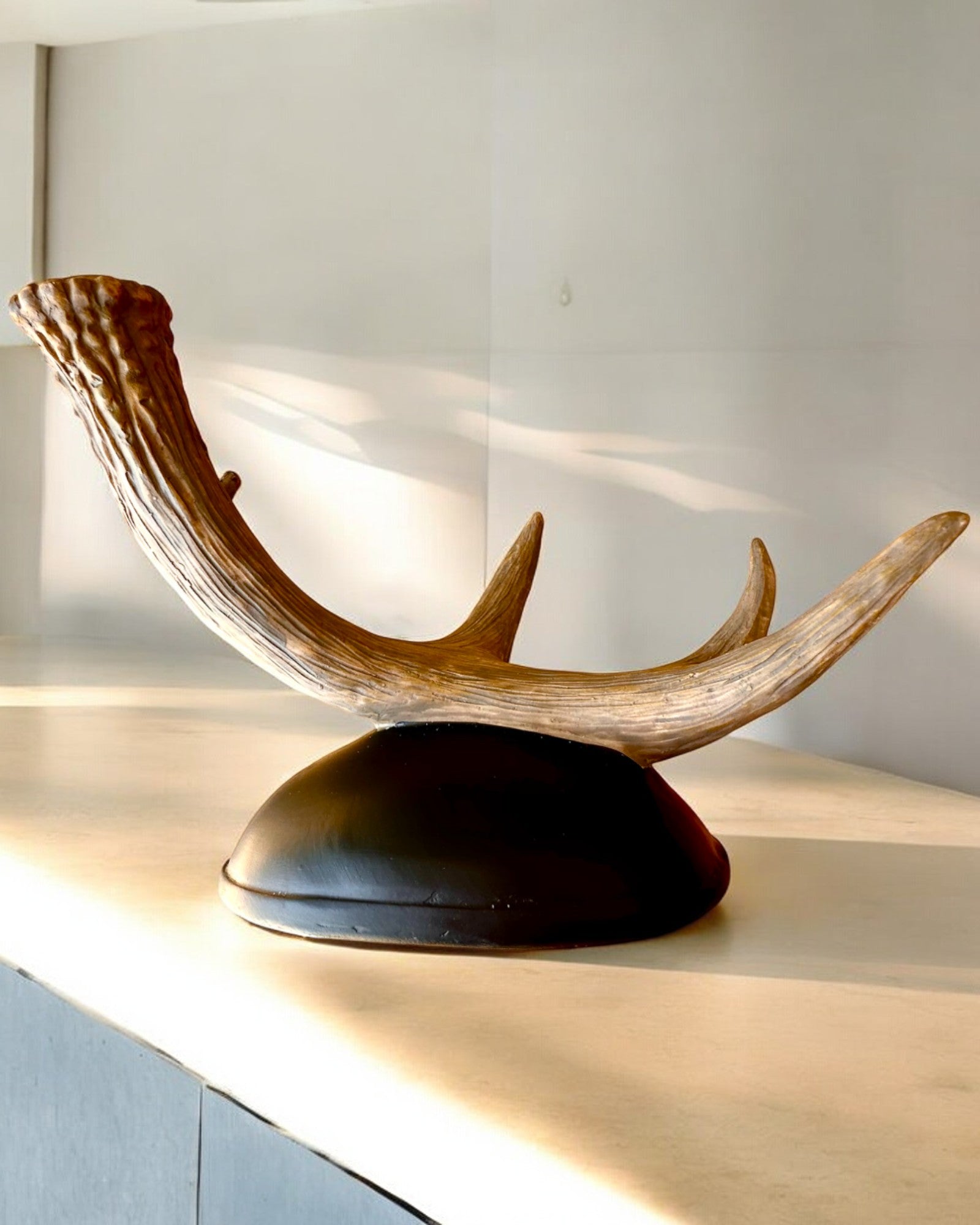 Soporte para Vino "Jeleń" con Cuernos con Opción de Grabado para regalo