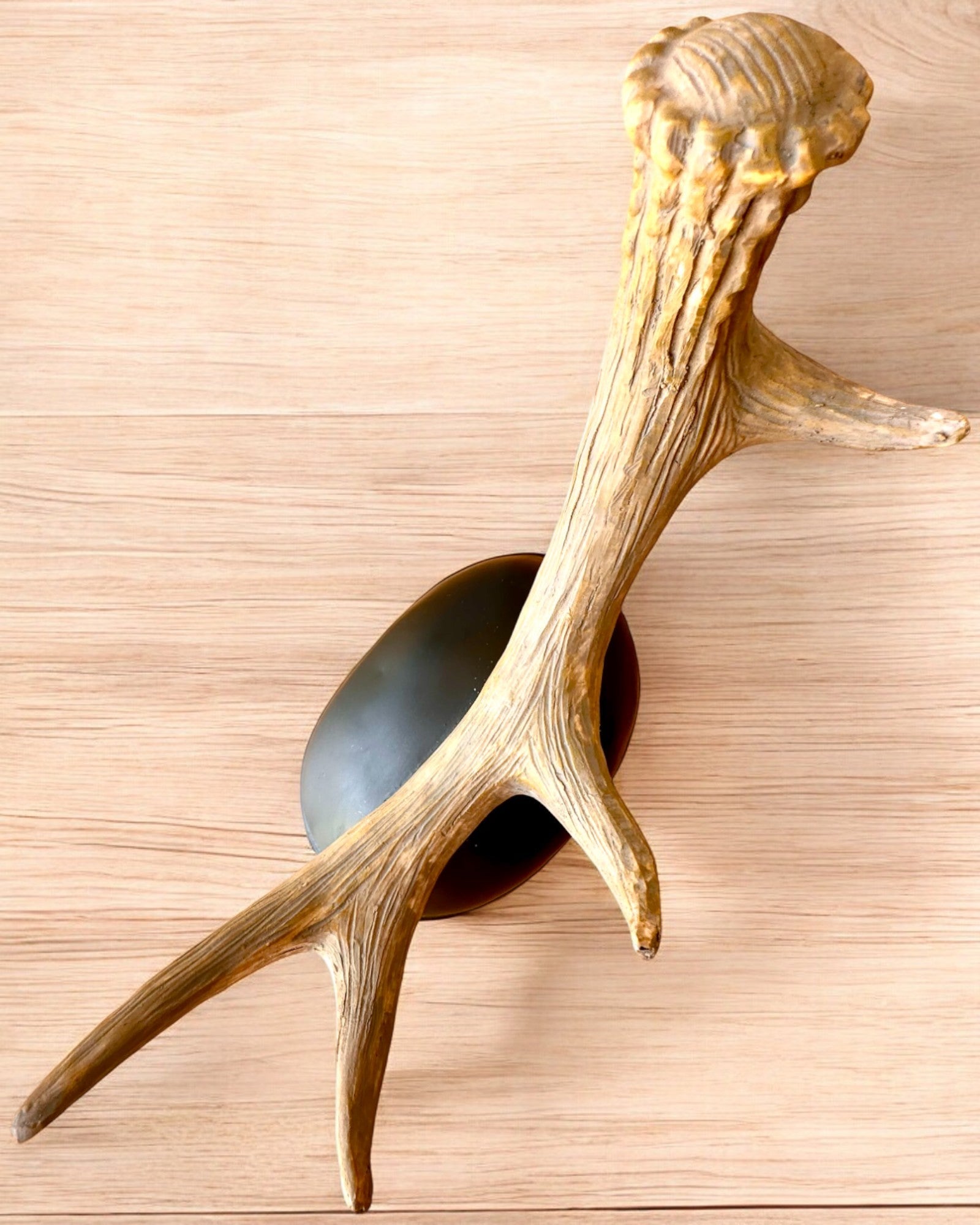 Soporte para Vino "Jeleń" con Cuernos con Opción de Grabado para regalo