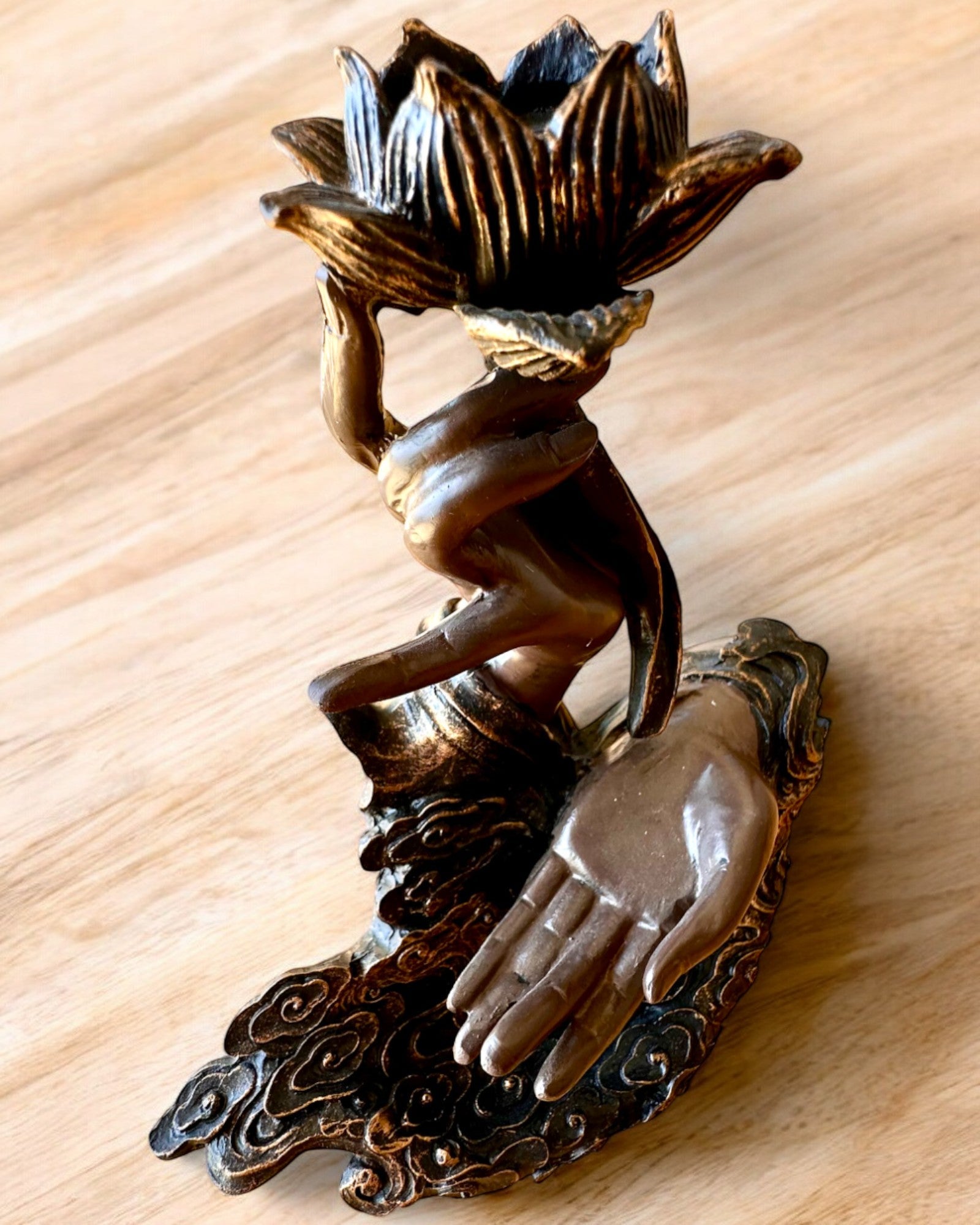 Mano Mística, Incensario, soporte para incienso con Flujo, posibilidad de personalización con grabado para regalo