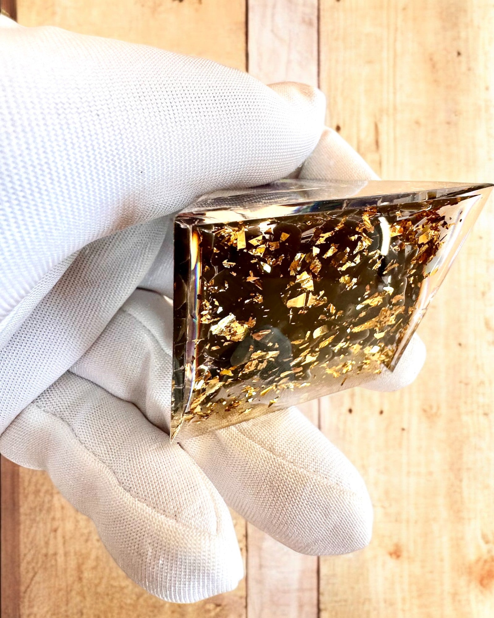 Pirámide Energética orgonita "Pirámide Cósmica" Esencia Galáctica, para regalo