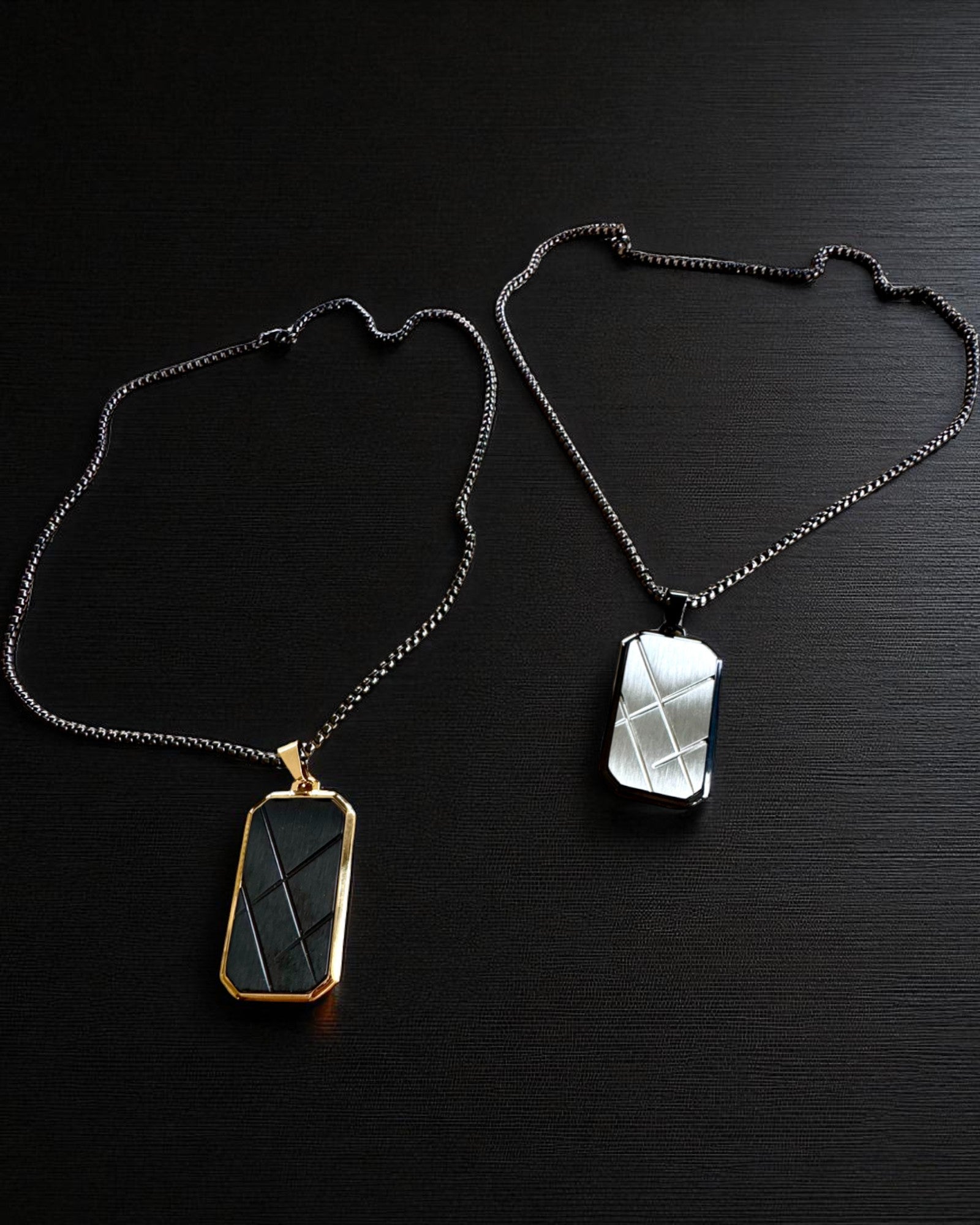 Collar masculino Dog Tag "SteelVision" – acero inoxidable, 15 variantes, personalización con grabado