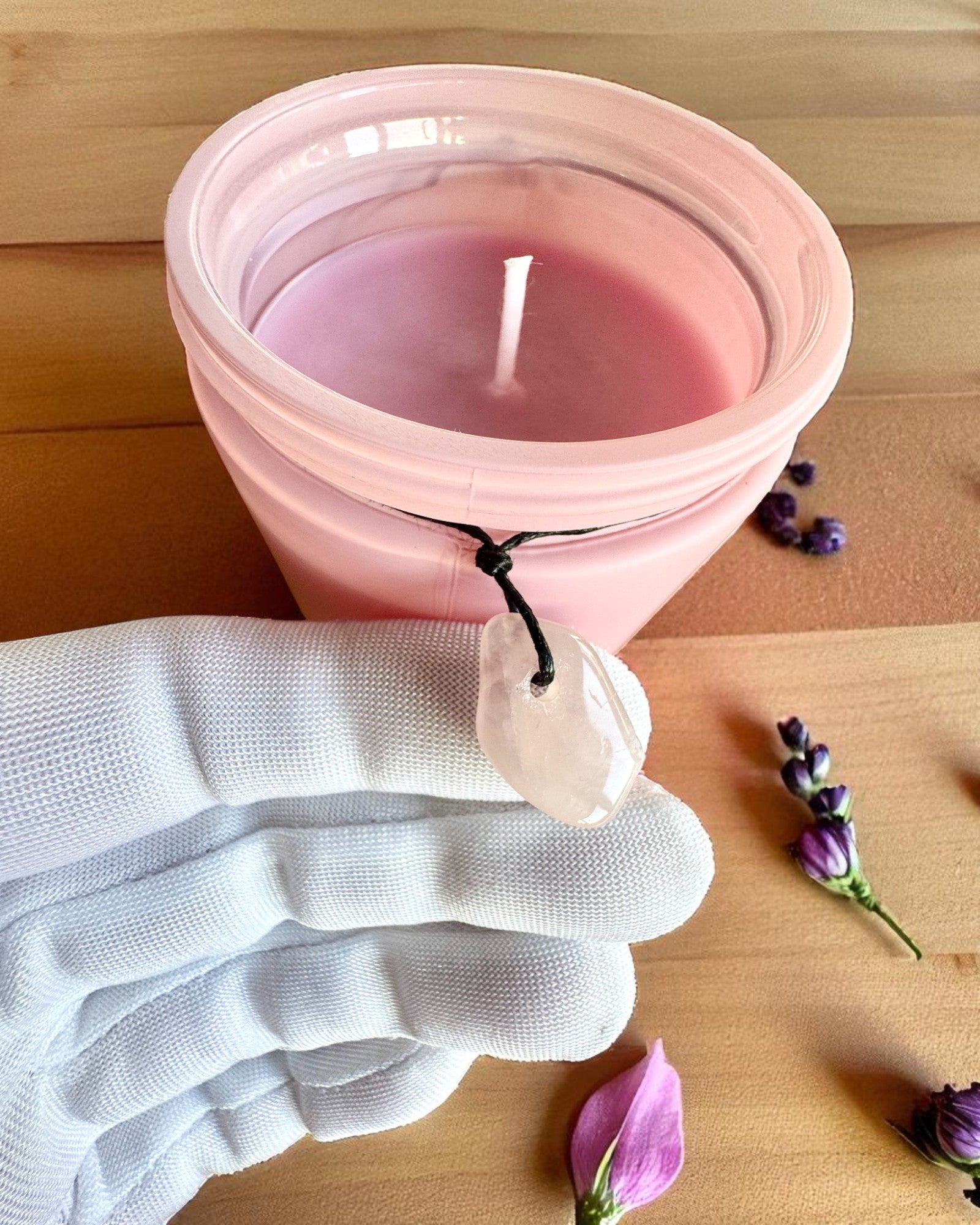 Vela de soja intencional Cuarzo Rosa – amor, armonía y paz del corazón, 250 ml, posibilidad de personalización para regalo