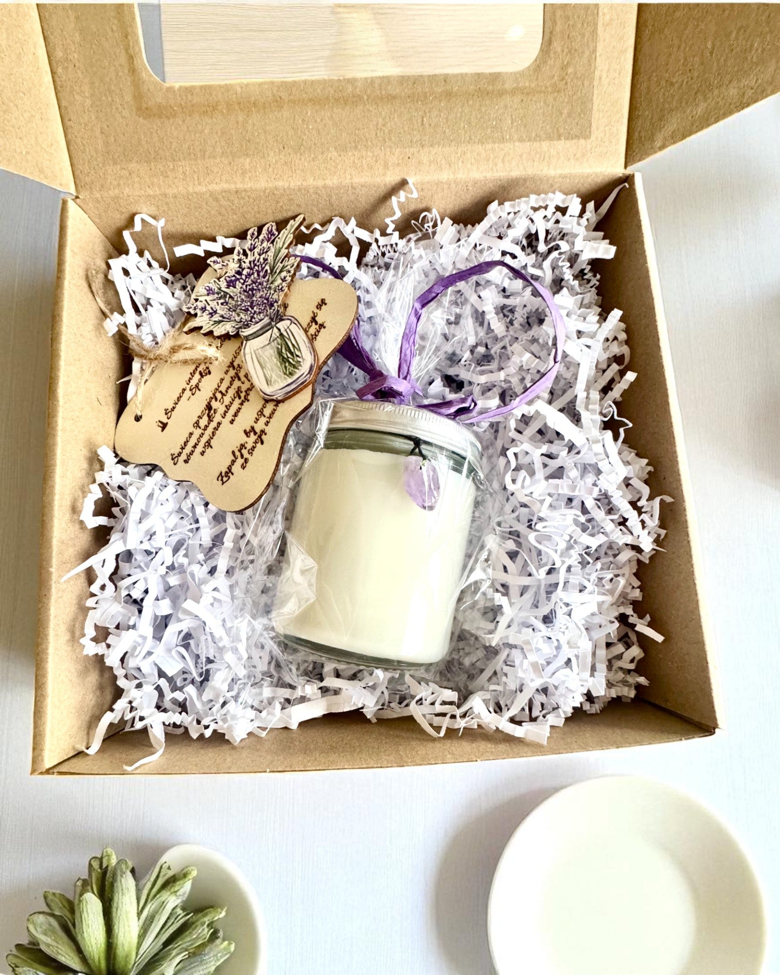 Vela de soja intencional Amatista – calma, armonía y purificación, 250 ml, posibilidad de personalización para regalo