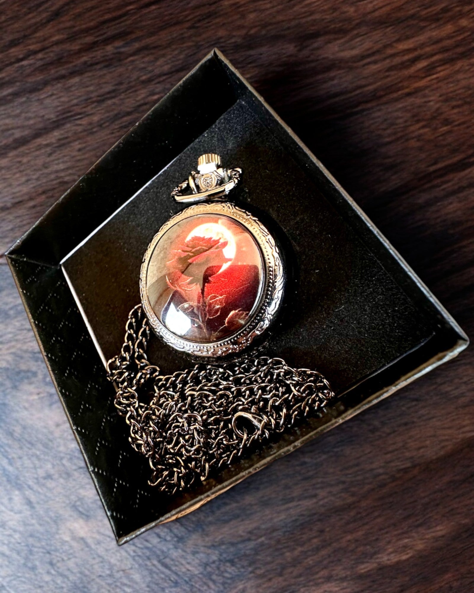 Reloj de Bolsillo Rosa de la Noche, posibilidad de personalizar con grabado para regalo