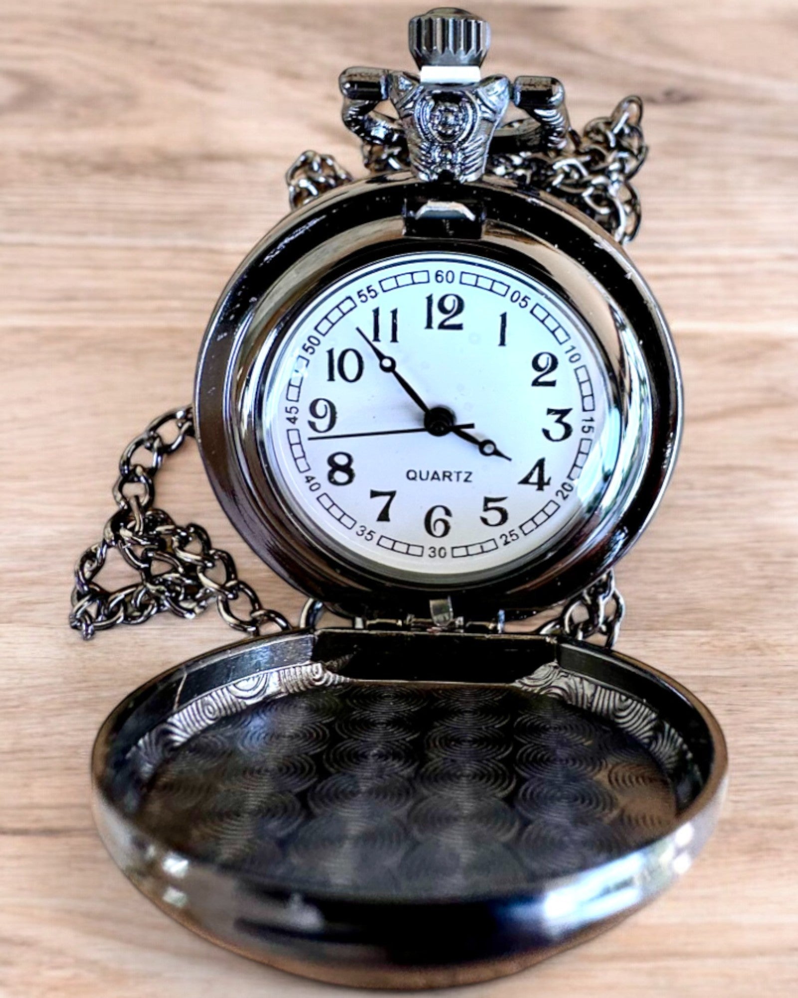 Reloj de Bolsillo Lunar Wolf – Reloj del Lobo Lunar, posibilidad de personalización con grabado para regalo