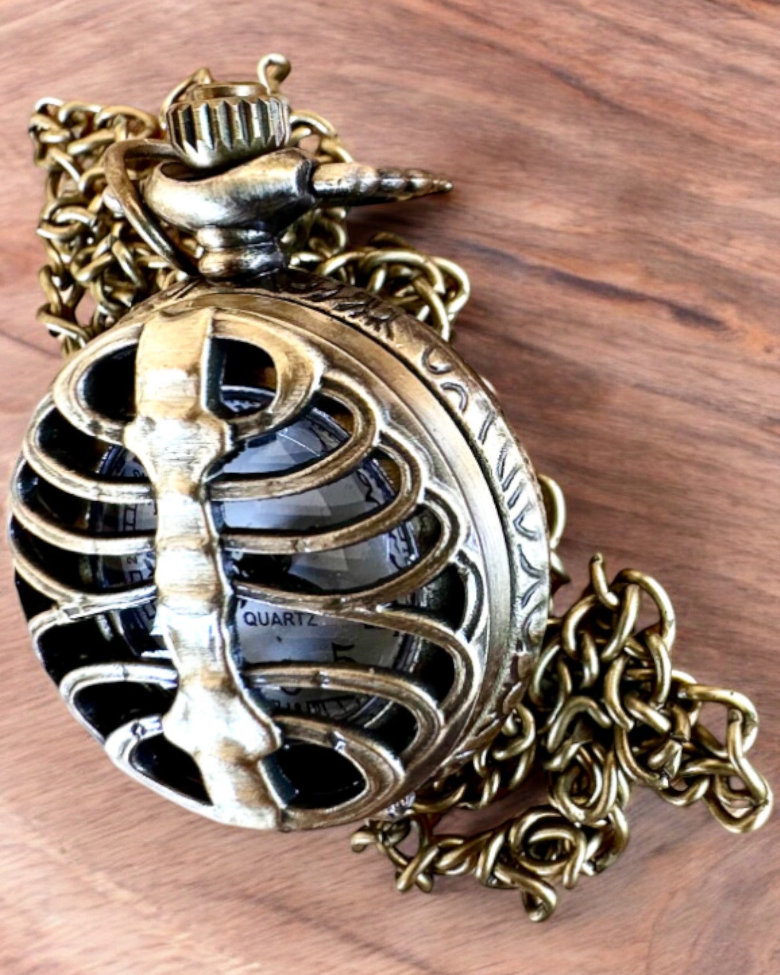 Reloj de bolsillo "Rybia Łuska" con opción de grabado para regalo