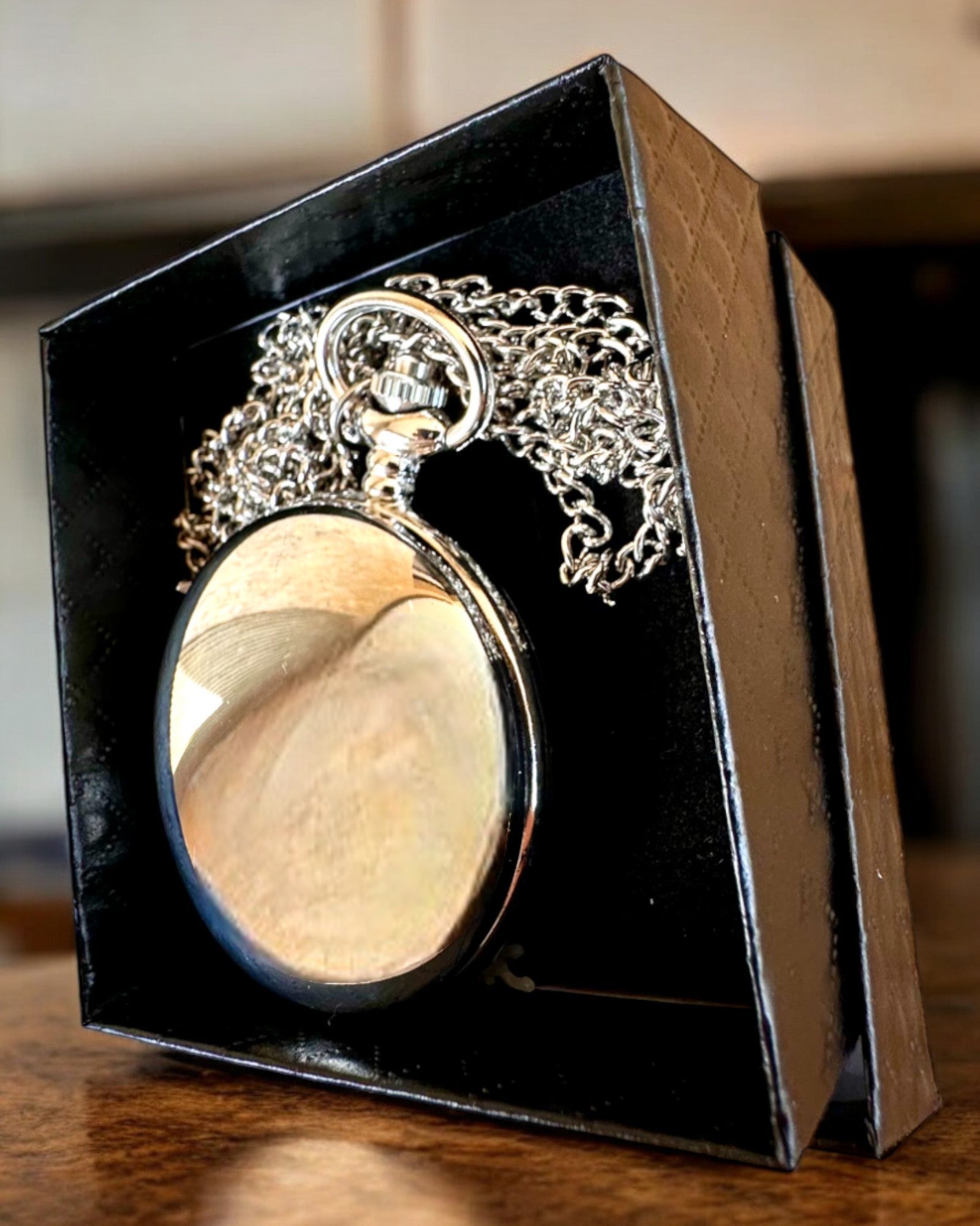 Reloj de Bolsillo Elegante "Czasowa Klasyka", color plateado, posibilidad de personalización con grabado para regalo