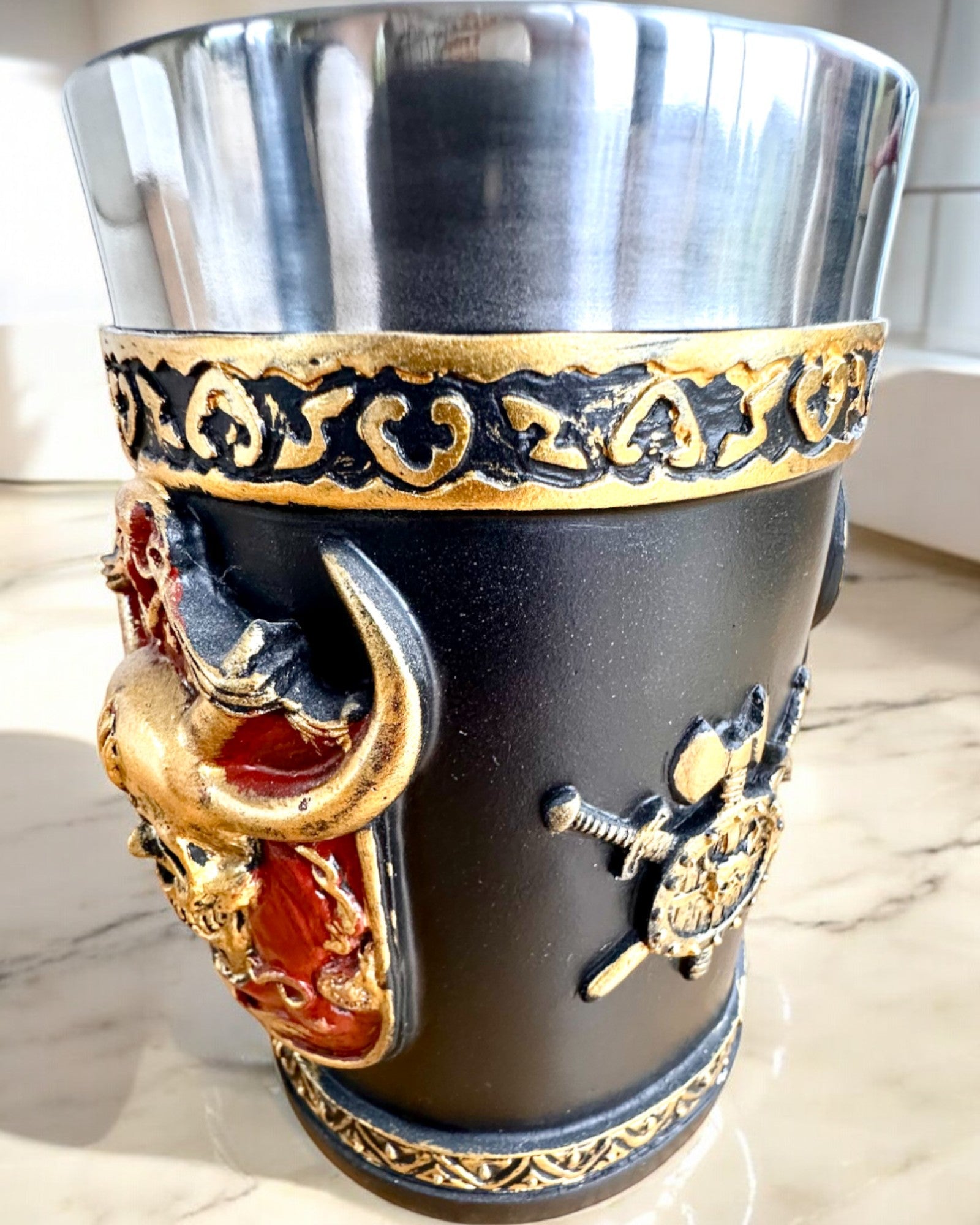 Karnawałowy Kufel Wojownika - 600 ml, 16 cm de altura, posibilidad de personalización con grabado para regalo