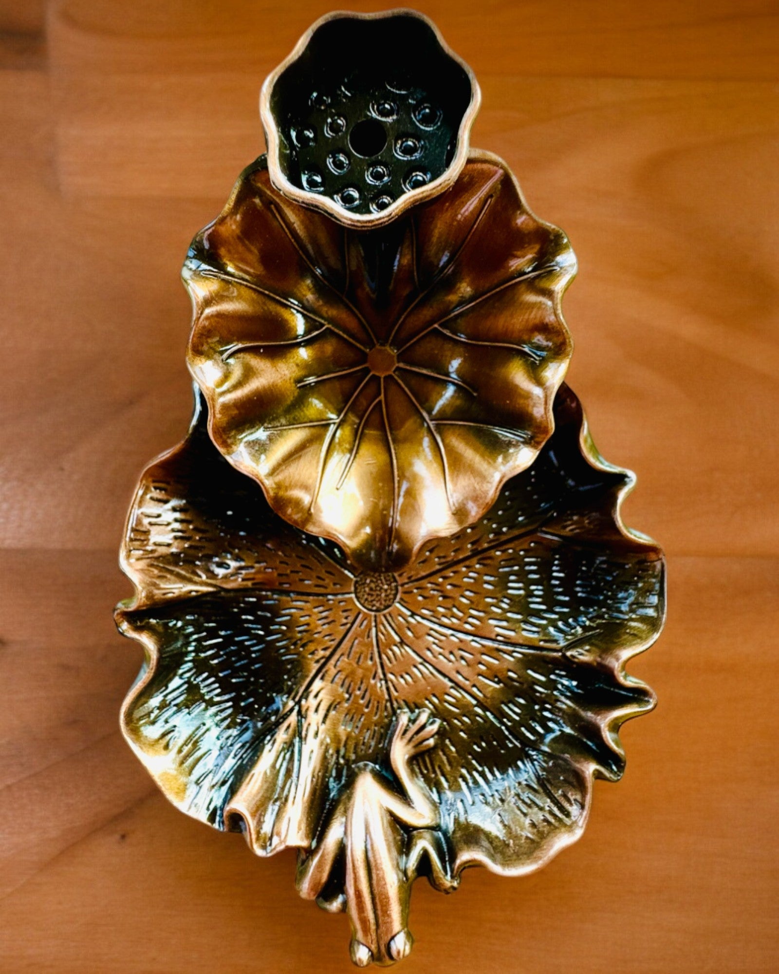 Elegante Soporte de Metal para Incienso Hoja de Loto - 4 variantes a elegir, posibilidad de personalización con grabado para regalo