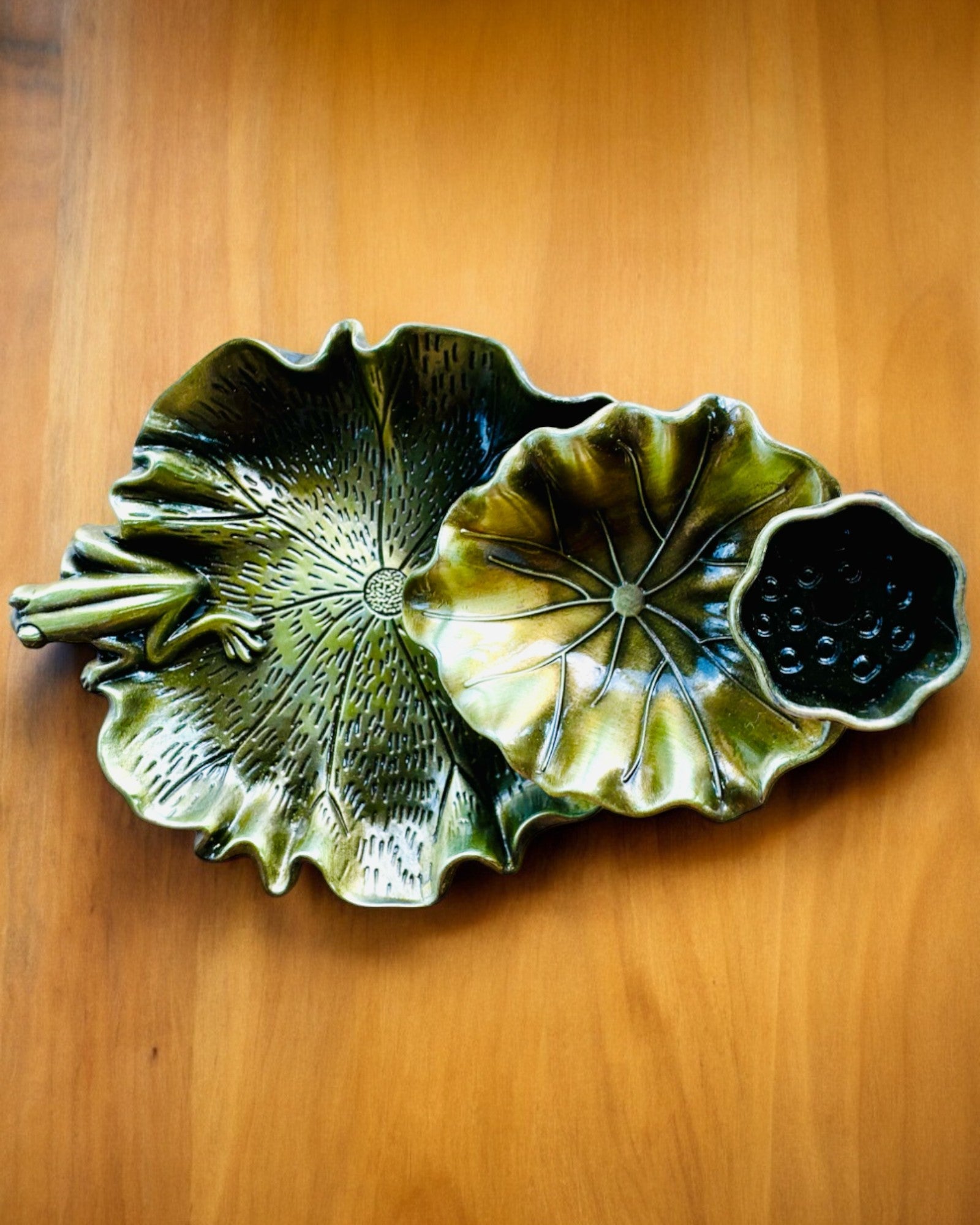 Elegante Soporte de Metal para Incienso Hoja de Loto - 4 variantes a elegir, posibilidad de personalización con grabado para regalo