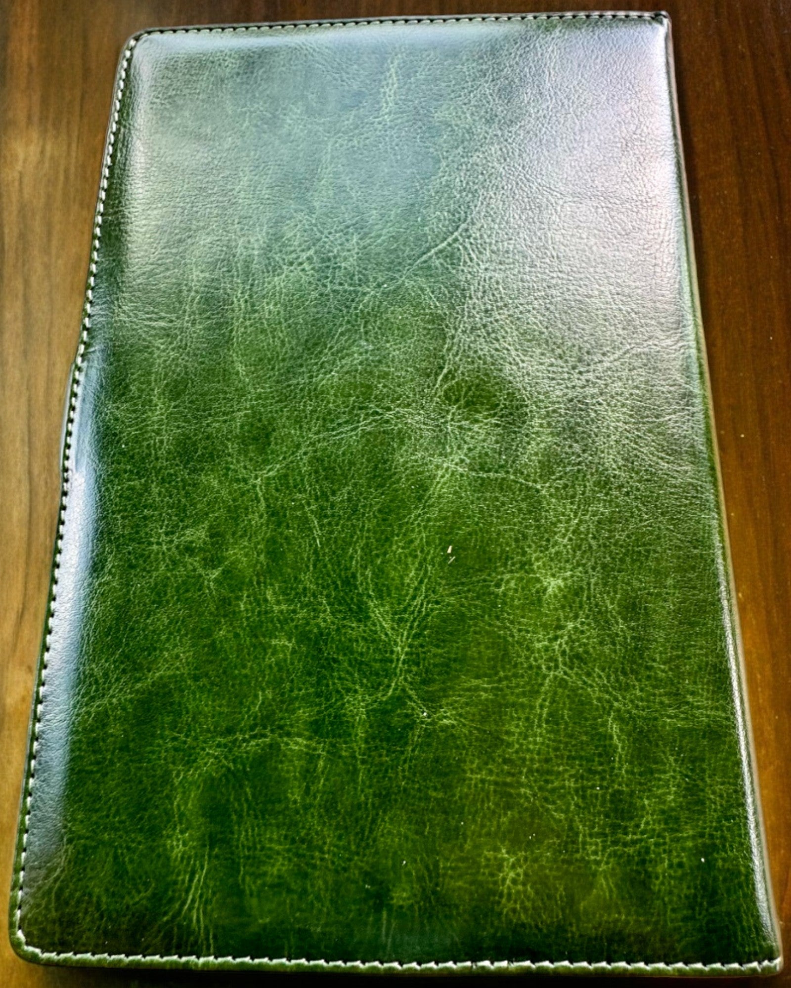 Exclusivo Cuaderno de Cuero "Sekretnik" A5 con Cerradura de Combinación - personalización con grabado