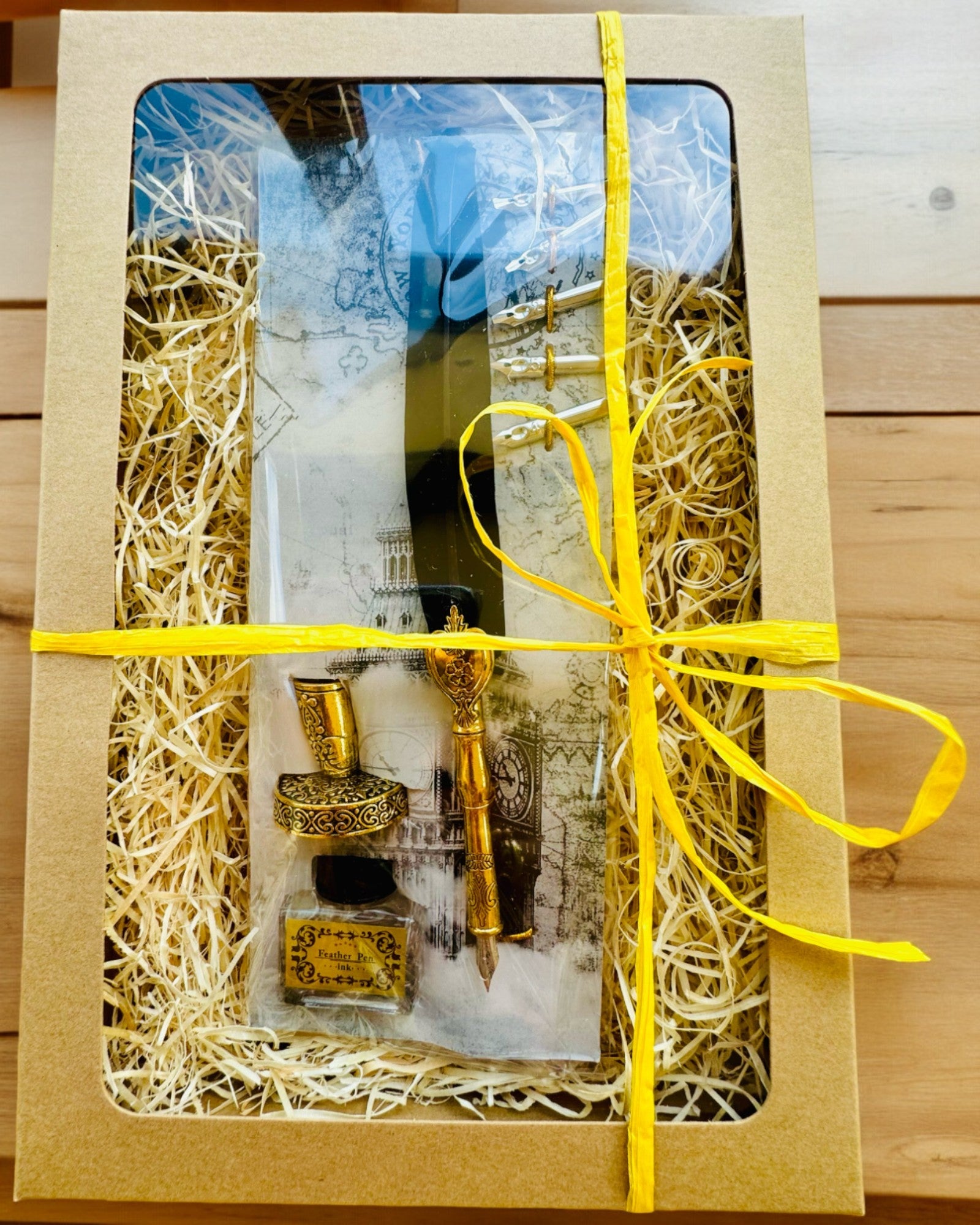 Pluma de Ganso Elegante con Conjunto de Accesorios - Royal Quill, posibilidad de personalización con grabado