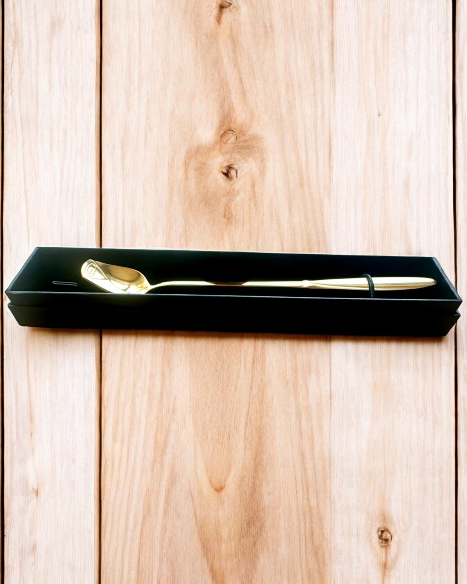 Cucharilla Personalizada de Rosa con Opción de Grabado para regalo - 3 variantes de color a elegir