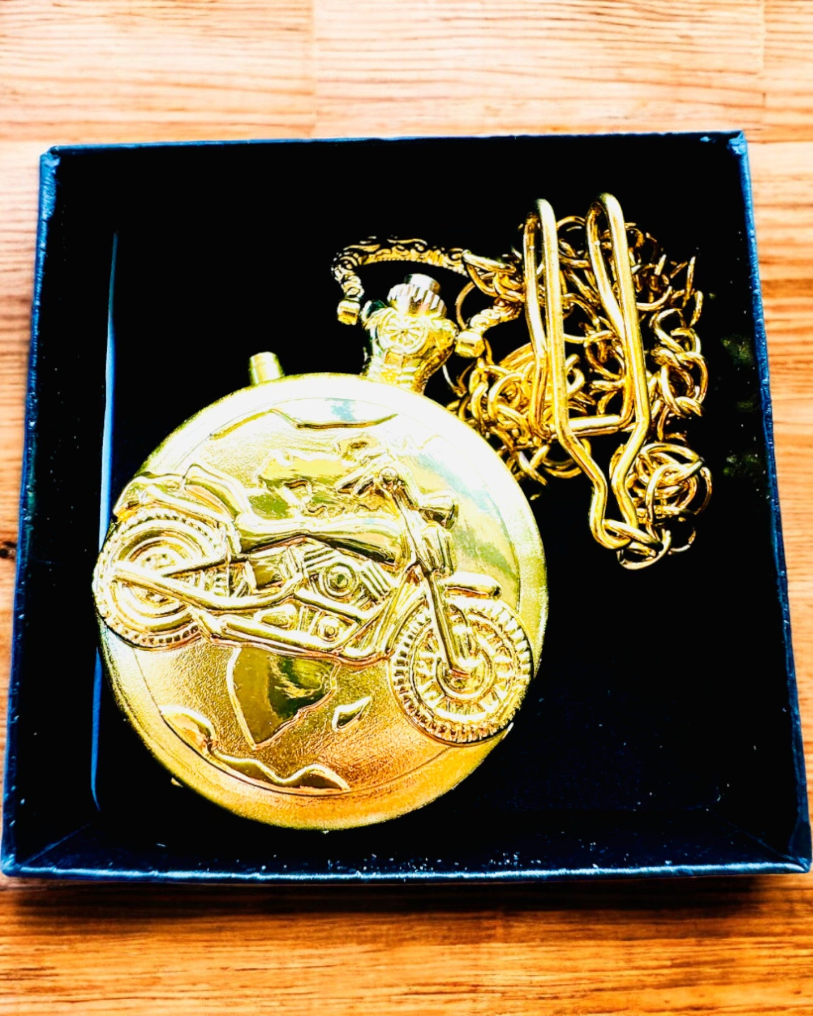 Reloj de Bolsillo "Motocyklowy Elegancik 2" – Grabado para regalo, 3 variantes de color