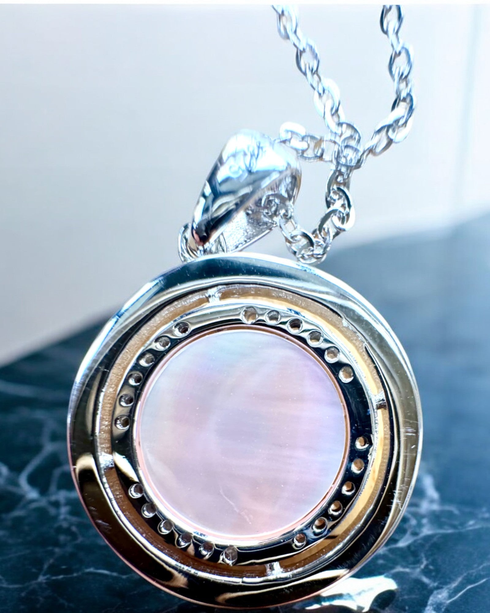 Collar de Brújula "Dirección Estelar", posibilidad de personalización con grabado, 2 variantes de color a elegir