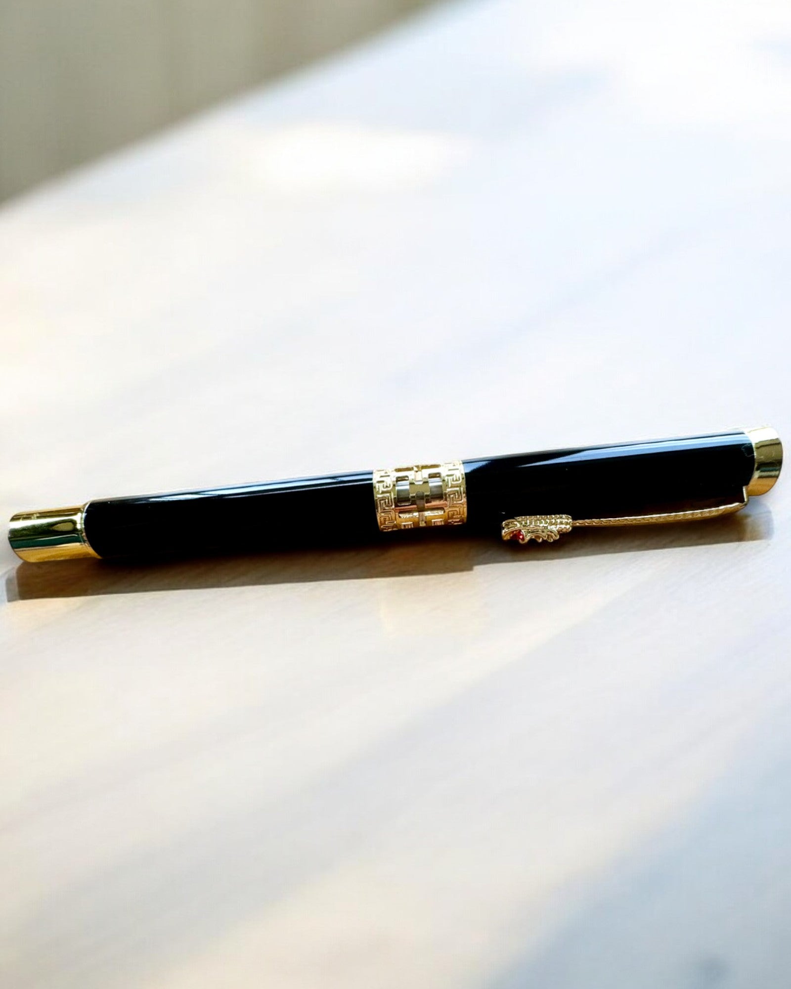 Elegante Bolígrafo Dragón, 3 variantes de color, posibilidad de personalización con grabado para regalo