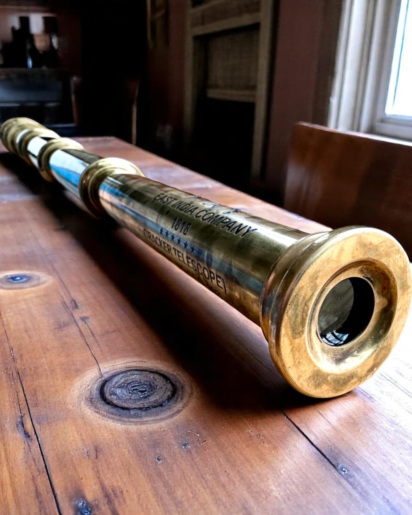 Luneta Królewska „Voyager 1818” – Exclusiva, de Latón, 83 cm, hecha a mano, estuche de Cuero Natural – Edición de Coleccionista, personalización con grabado para regalo