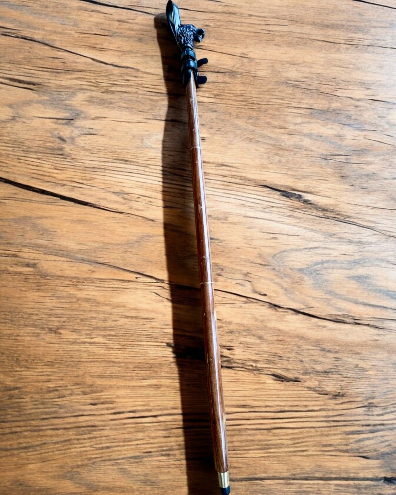 Funda Pantera Negra para Bastón con Opción de Grabado - Hecho a Mano de Cuero Natural