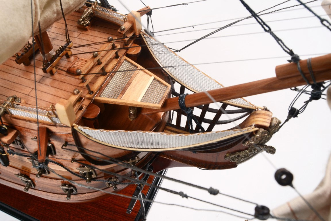 Modelo exclusivo de barco de vela HMS Victory VIC80R