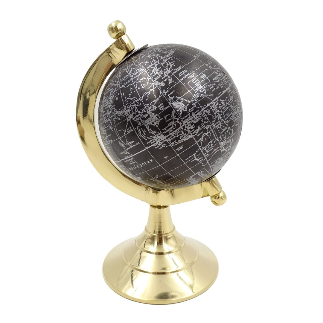 Globo decorativo Black & Gold con posibilidad de grabado personalizado – accesorio elegante para regalo, altura 20 cm, base de latón, mapa negro con inscripciones plateadas